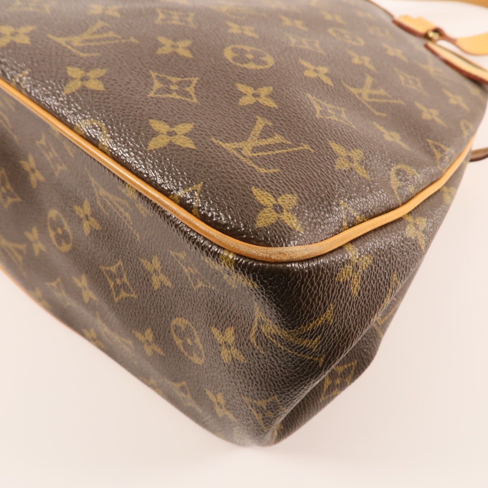 LOUIS VUITTON Monogram Batignolles金扣肩背袋