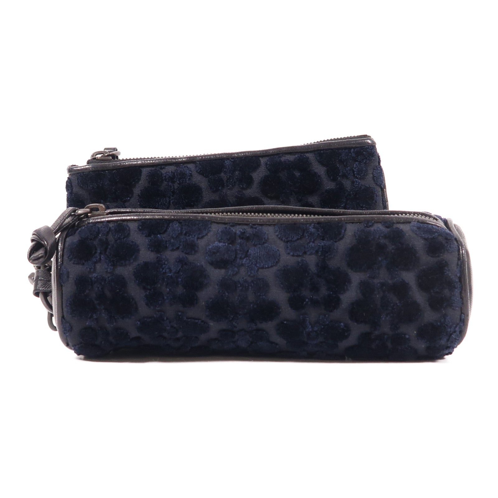 BOTTEGA VENETA 天鵝絨Mini Pouches手拿包