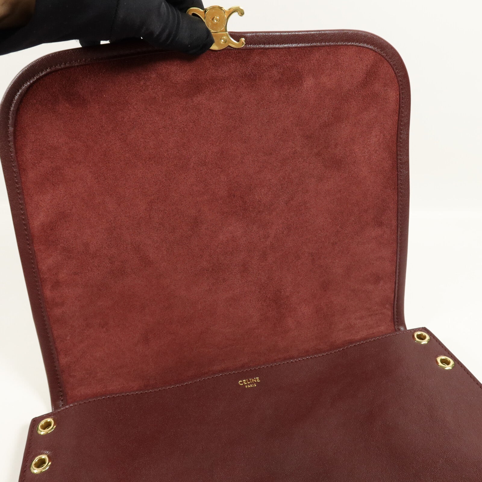 CELINE 羊皮皮革Soft Triomphe Besace肩背袋