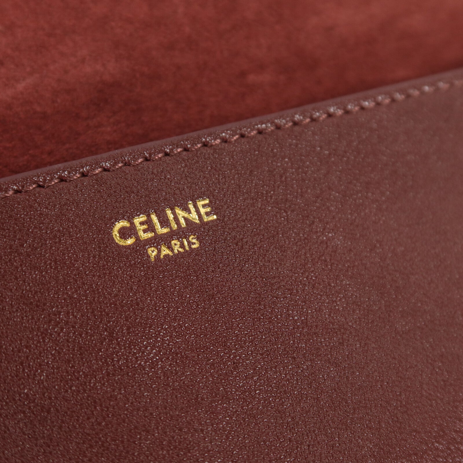 CELINE 羊皮皮革Soft Triomphe Besace肩背袋