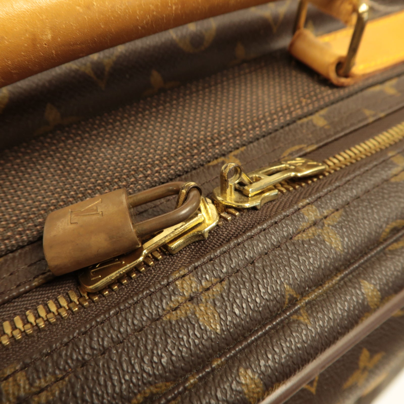 LOUIS VUITTON 【激減優惠】Monogram Satellite 70金扣行李箱啡色