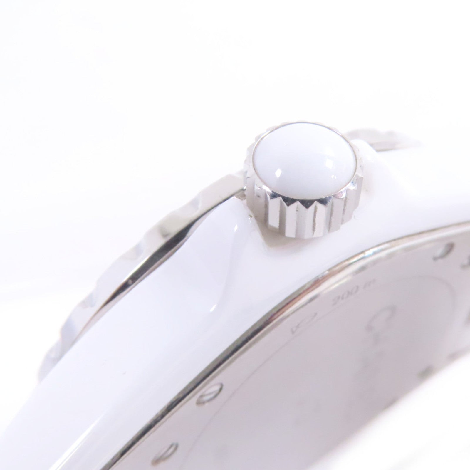 CHANEL J12 Watch陶瓷銀扣自動機芯手錶白色