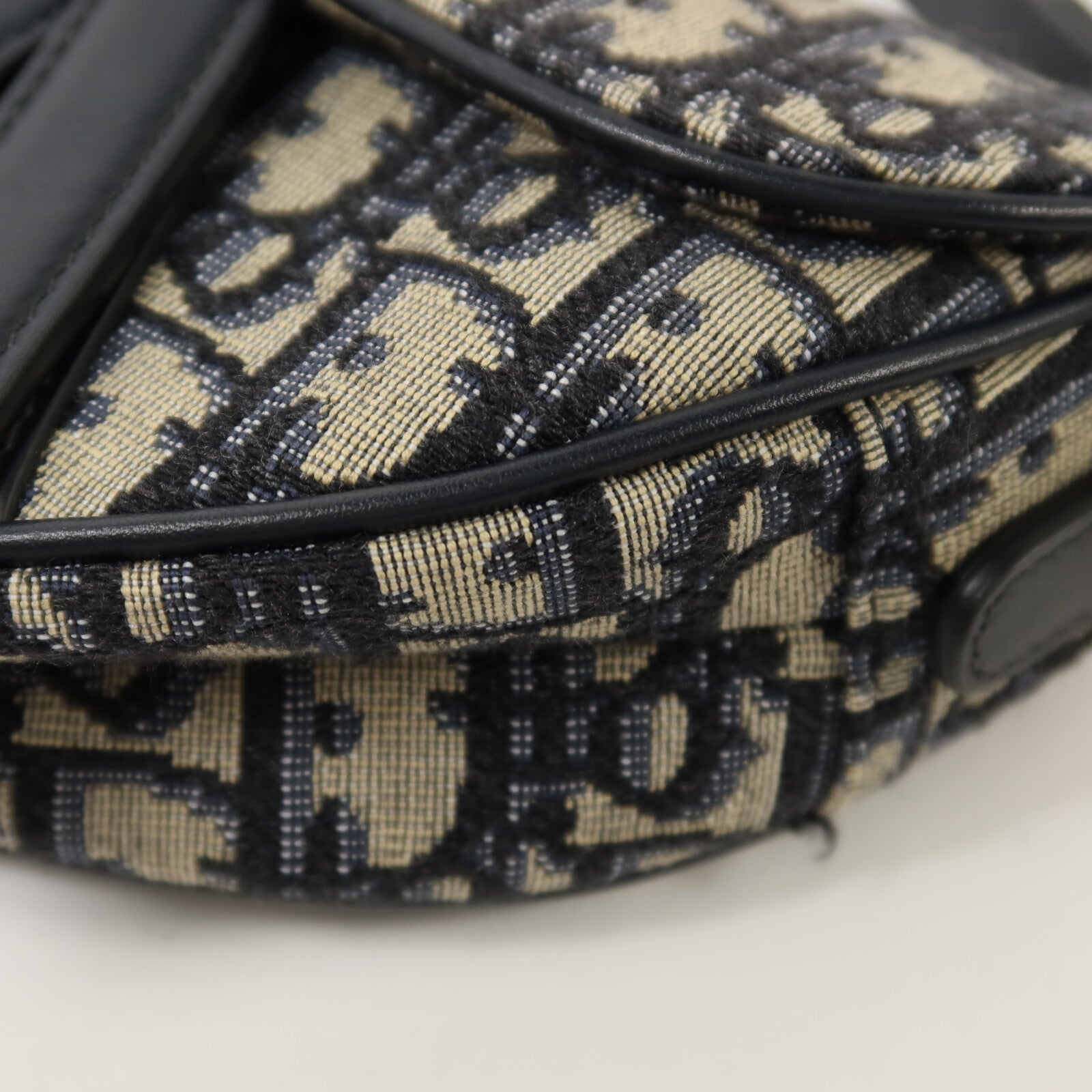 Dior 帆布Mini Saddle金扣肩背袋