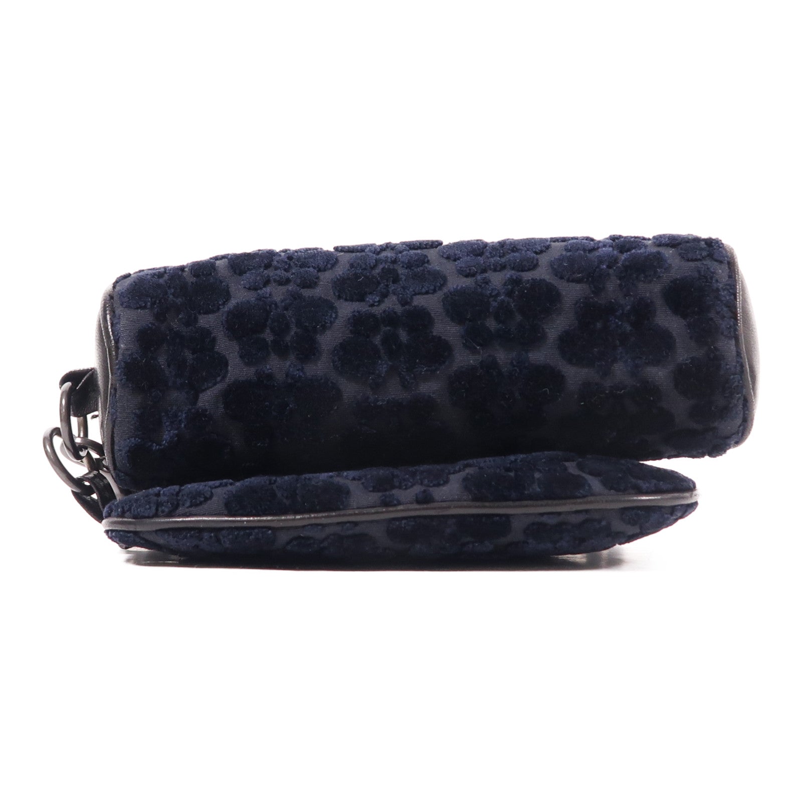 BOTTEGA VENETA 天鵝絨Mini Pouches手拿包