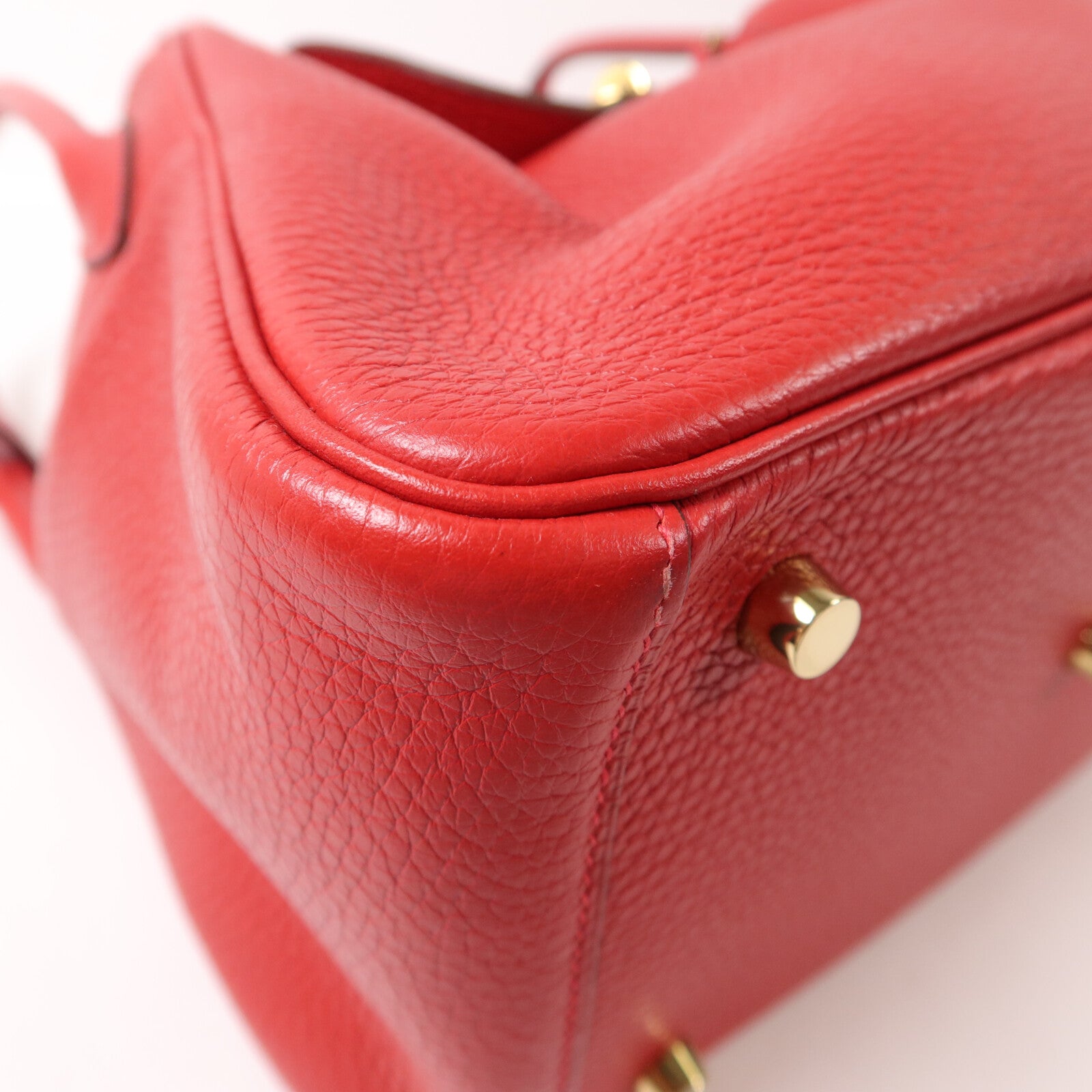 HERMES Togo皮革Lindy 26肩背袋Rouge Casaque