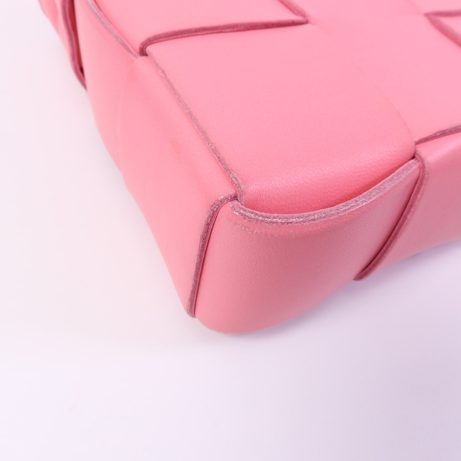 BOTTEGA VENETA 牛皮皮革Cassette肩背袋