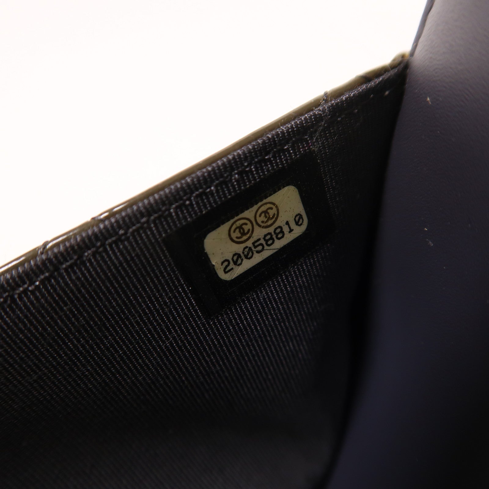 CHANEL 漆皮皮革WOC Wallet On Chain銀扣鏈帶肩背袋