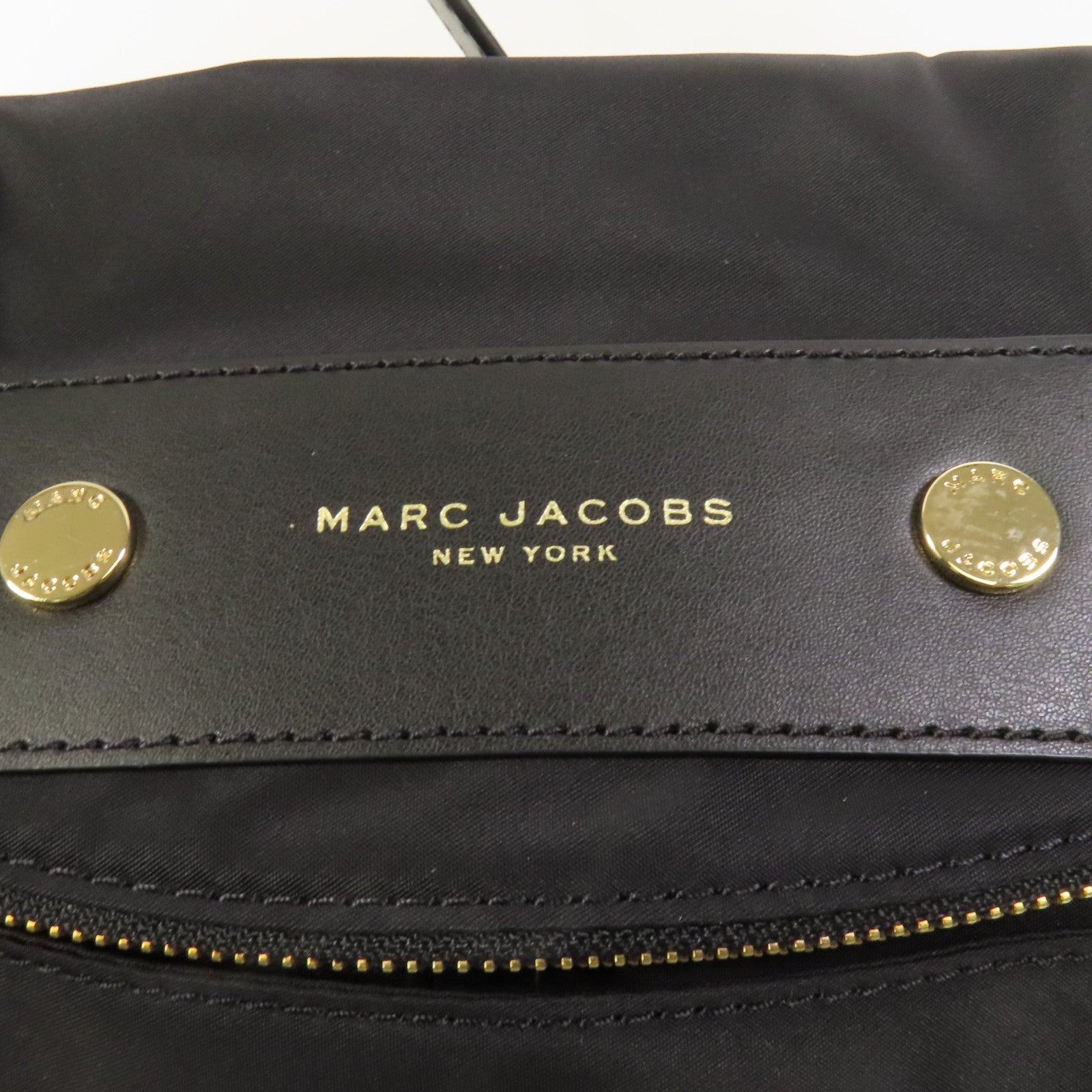 MARC JACOBS 尼龍Shoulder Bag金扣肩背袋
