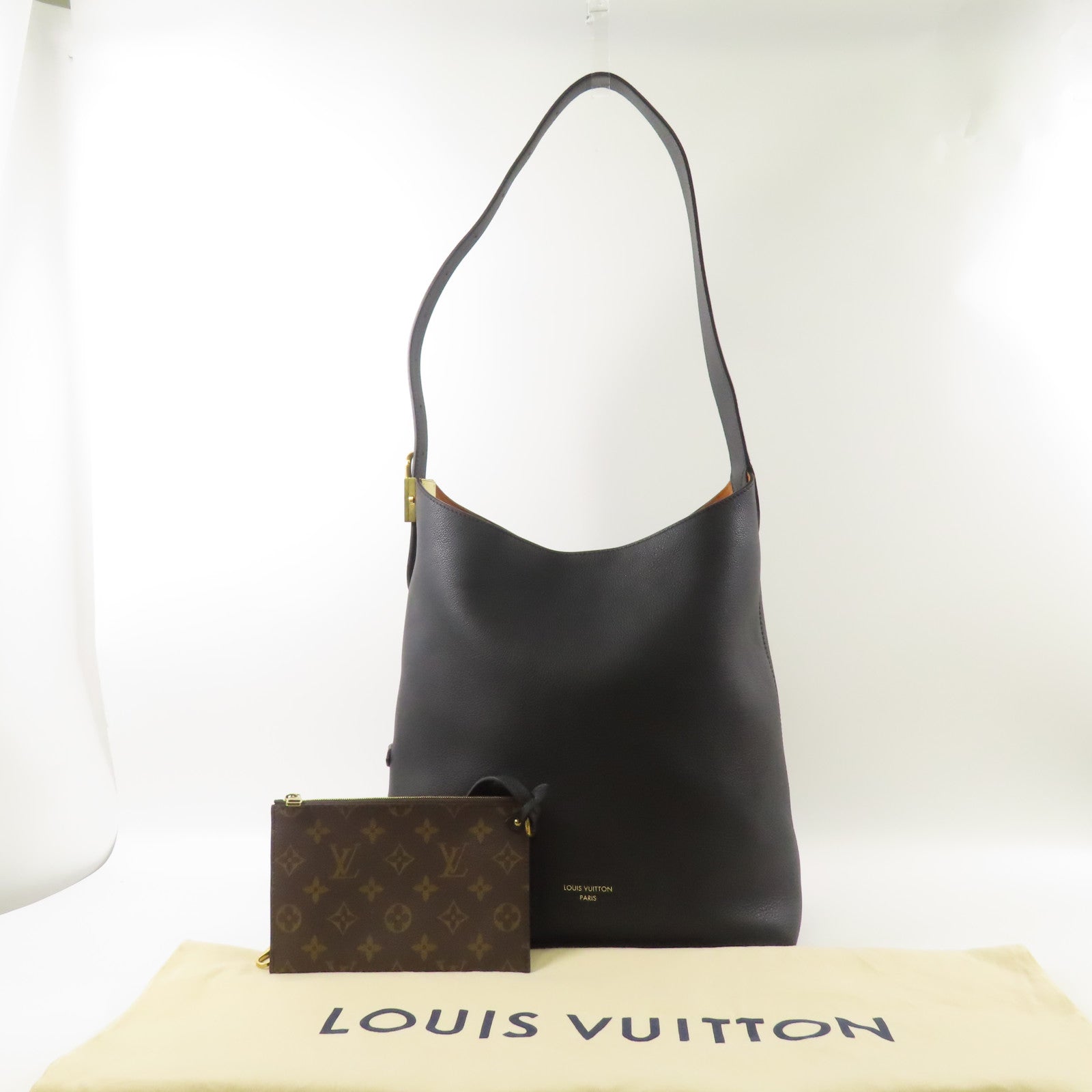LOUIS VUITTON 牛皮皮革Low Key Hobo MM金扣肩背袋
