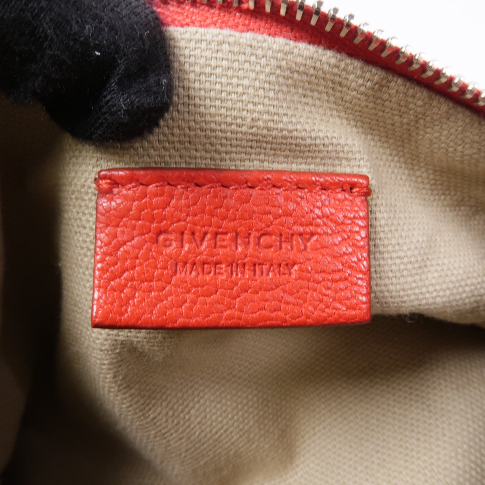 GIVENCHY 牛皮皮革Clutch Bag銀扣手拿包