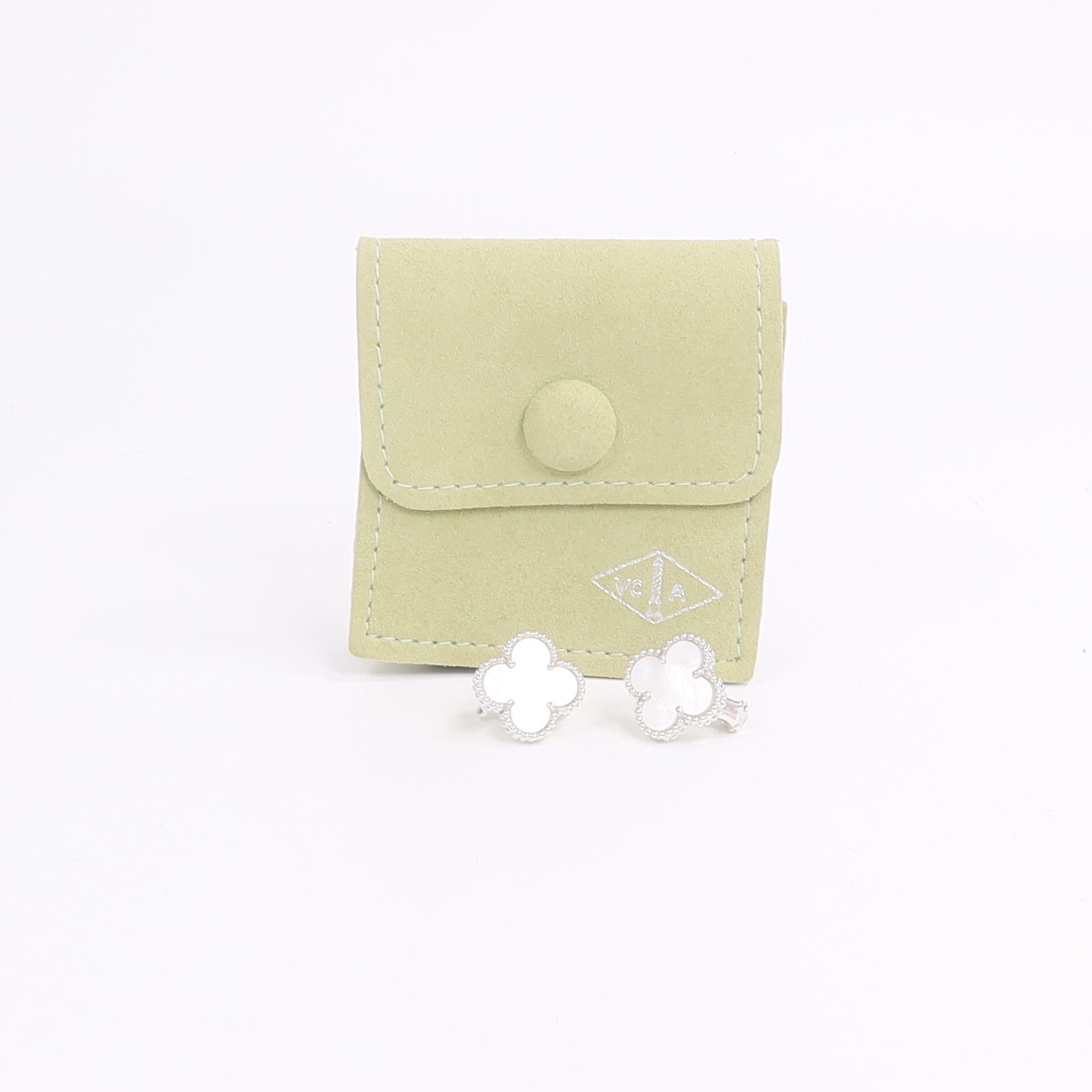 Van Cleef & Arpels 18K白金Vintage Alhambra Earrings珍珠母貝耳環