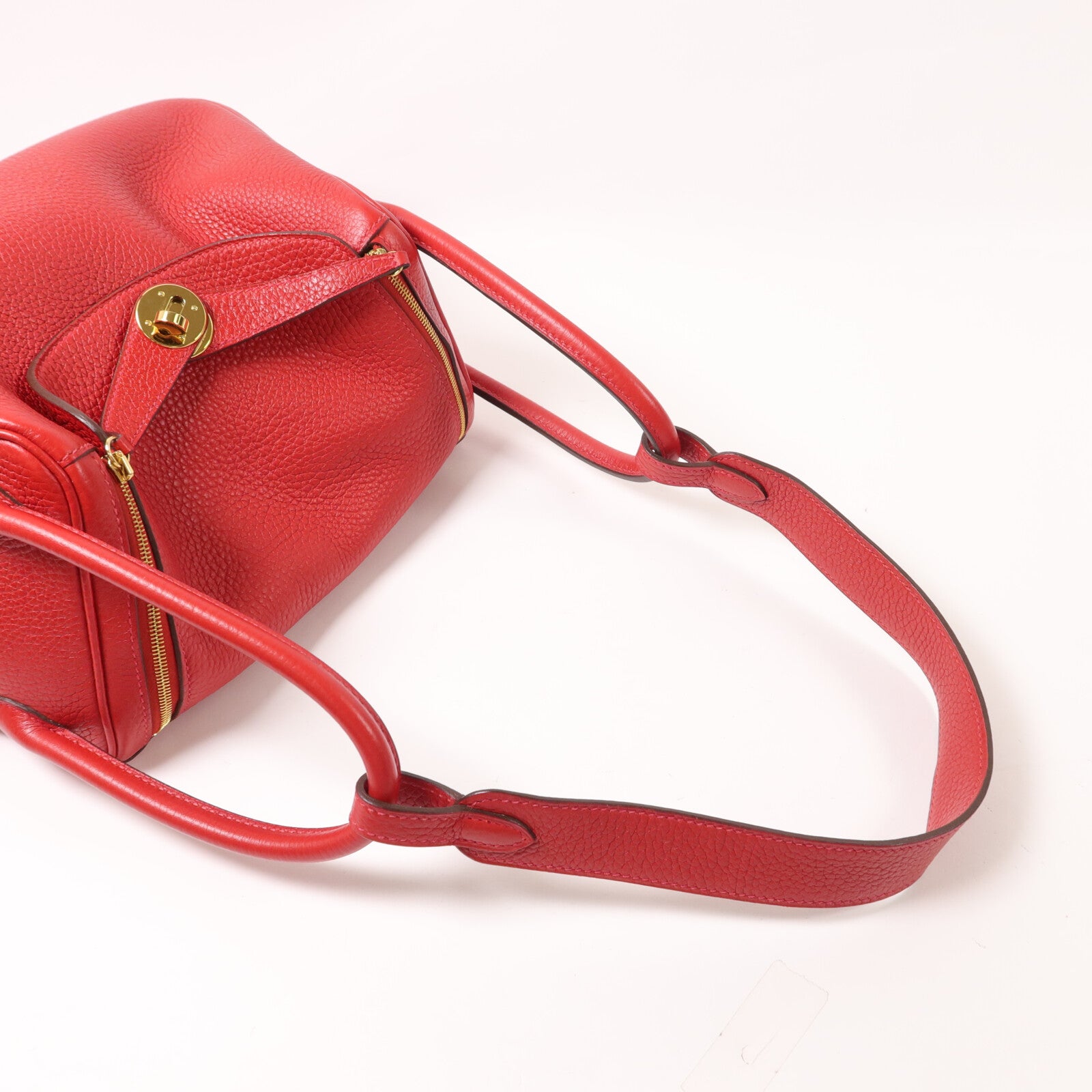 HERMES Togo皮革Lindy 26肩背袋Rouge Casaque