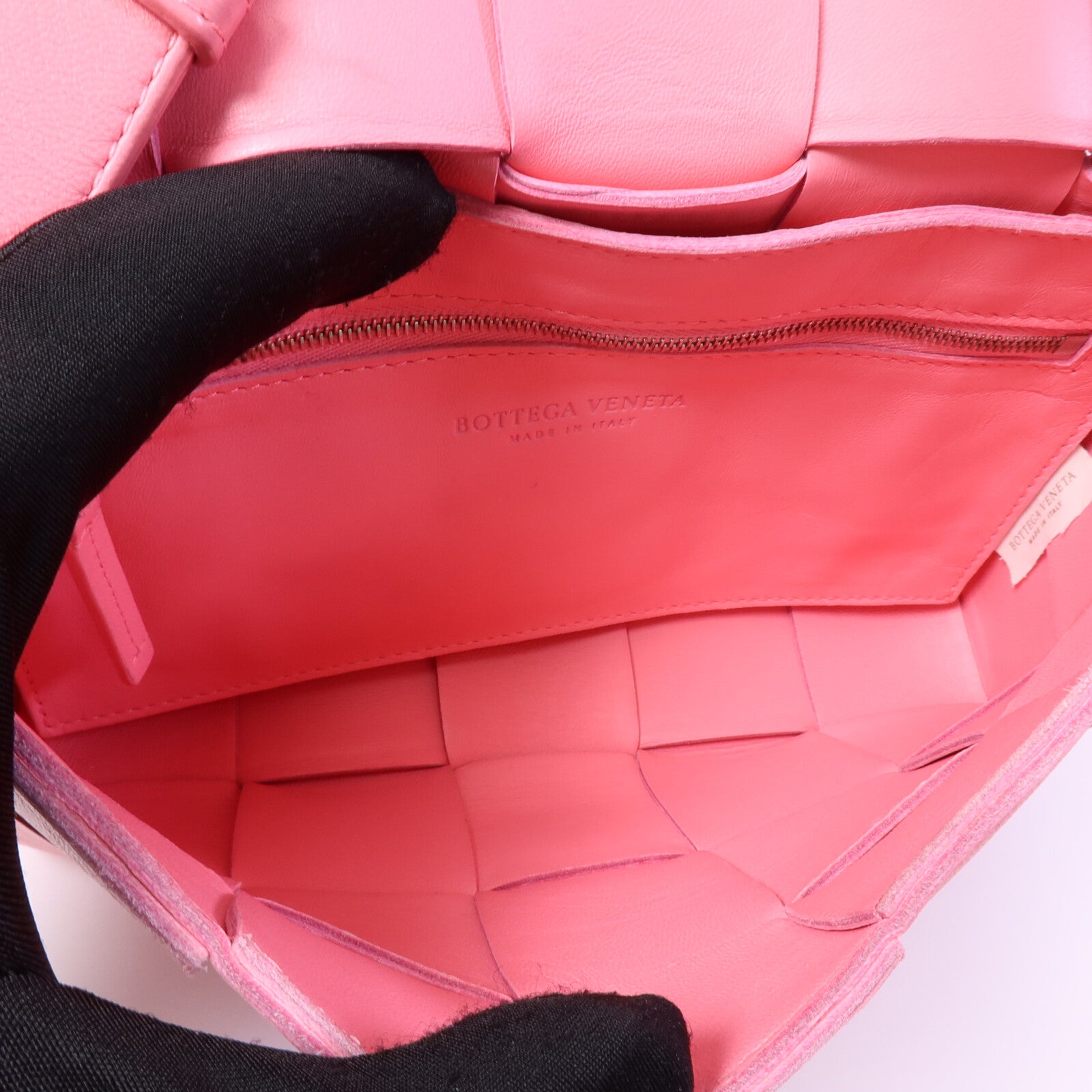 BOTTEGA VENETA 牛皮皮革Cassette肩背袋