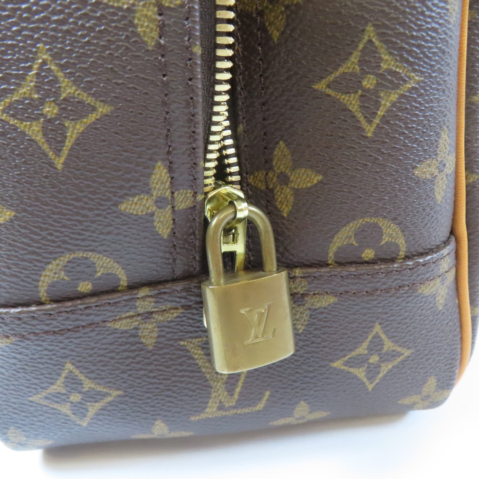 LOUIS VUITTON Monogram Trouville金扣手挽袋啡色