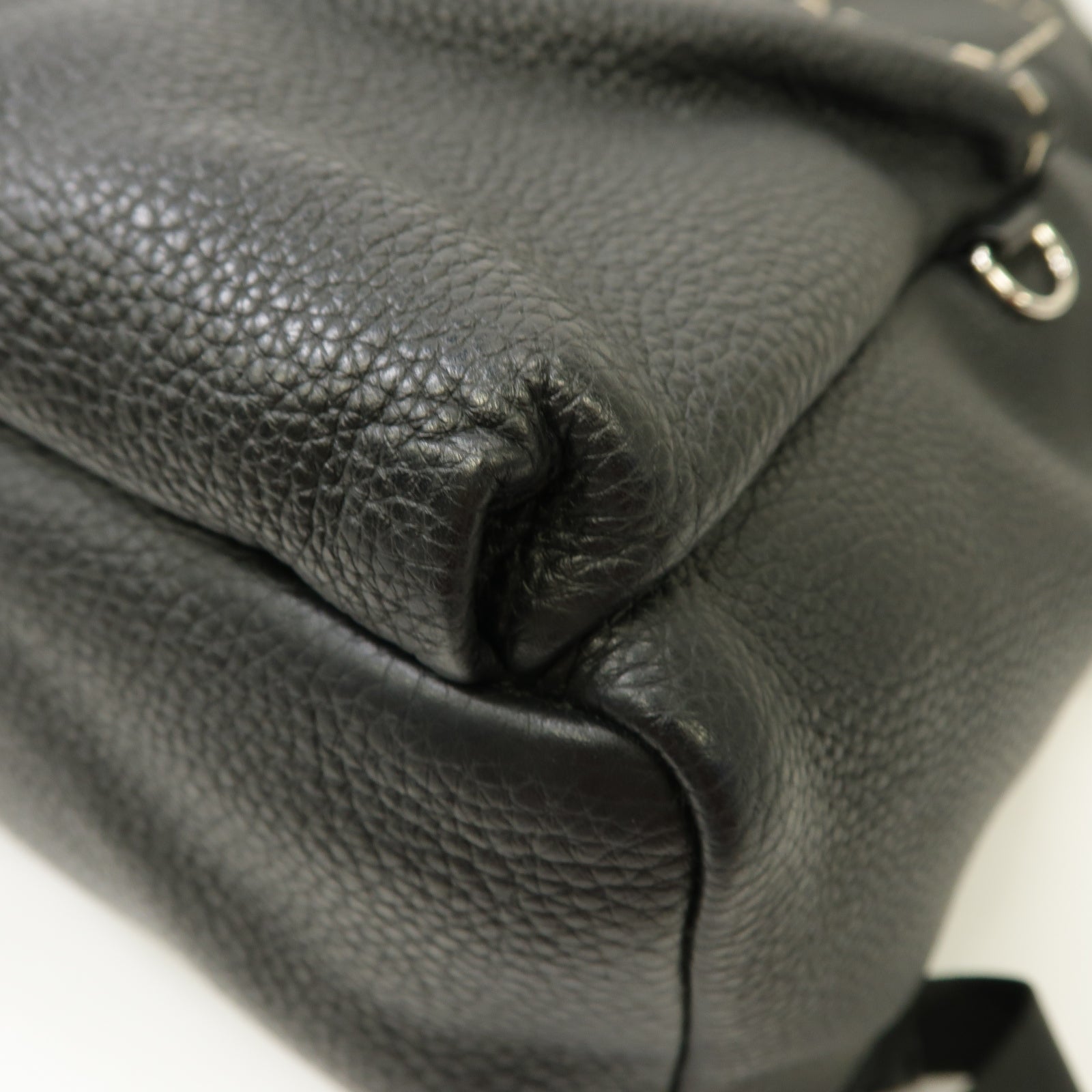 FENDI 牛皮皮革Backpack銀扣背包黑色