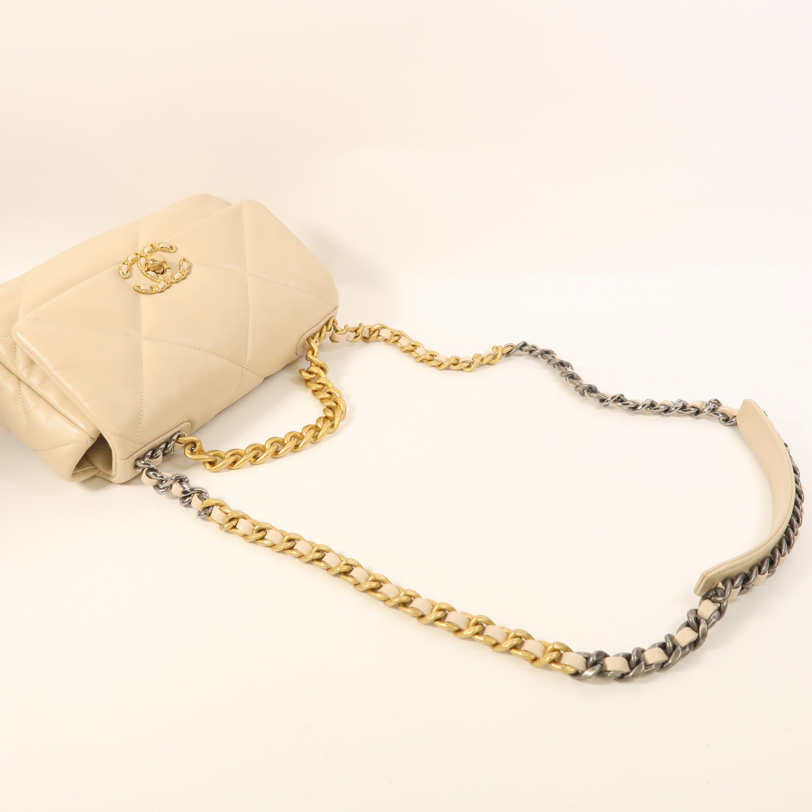 CHANEL 羊皮皮革C19 Small手挽肩背兩用袋