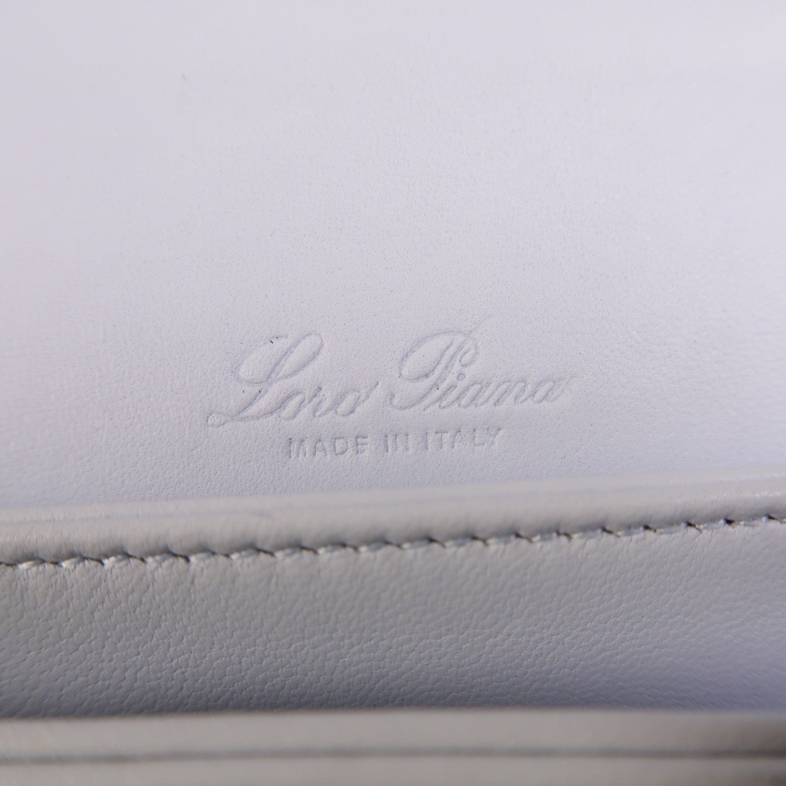 Loro Piana 羊皮皮革Lock In肩背袋