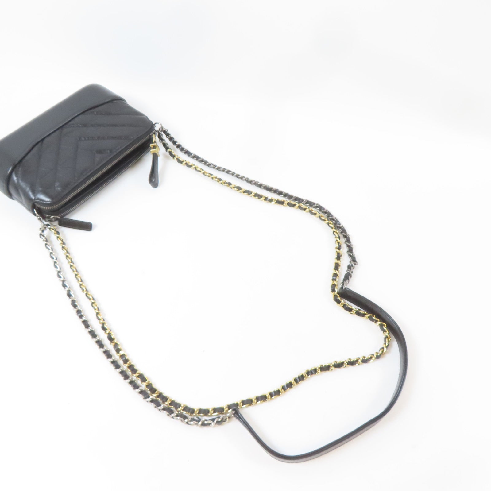 CHANEL 牛皮皮革Gabrielle Wallet On Chain金扣/銀扣鏈帶肩背袋黑色