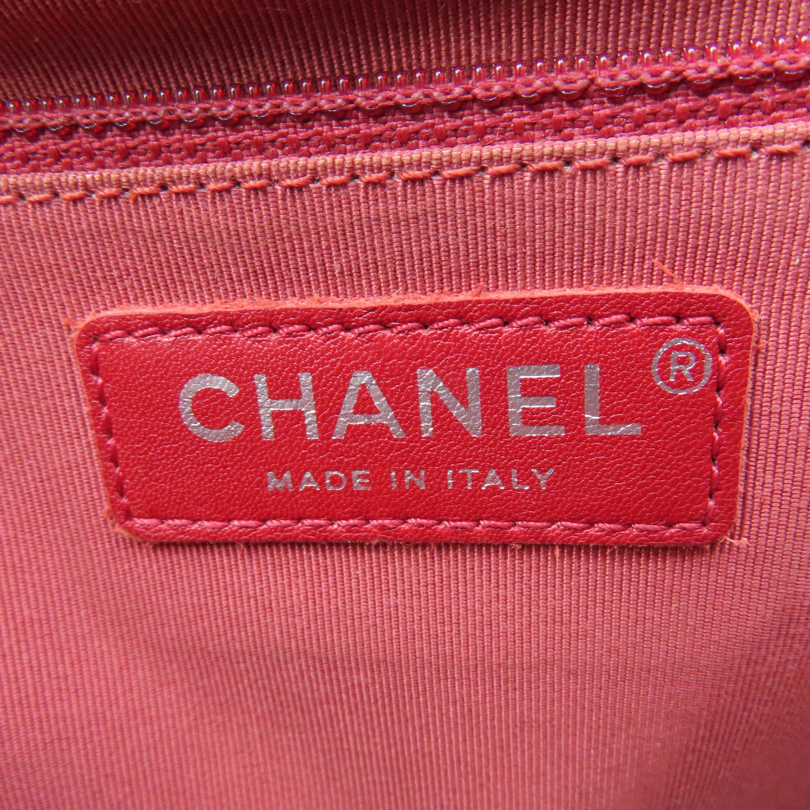 CHANEL Diamond Sheepskin Leather Boy Chanel 28cm Silver Buckle Chain Shoulder Bag Red