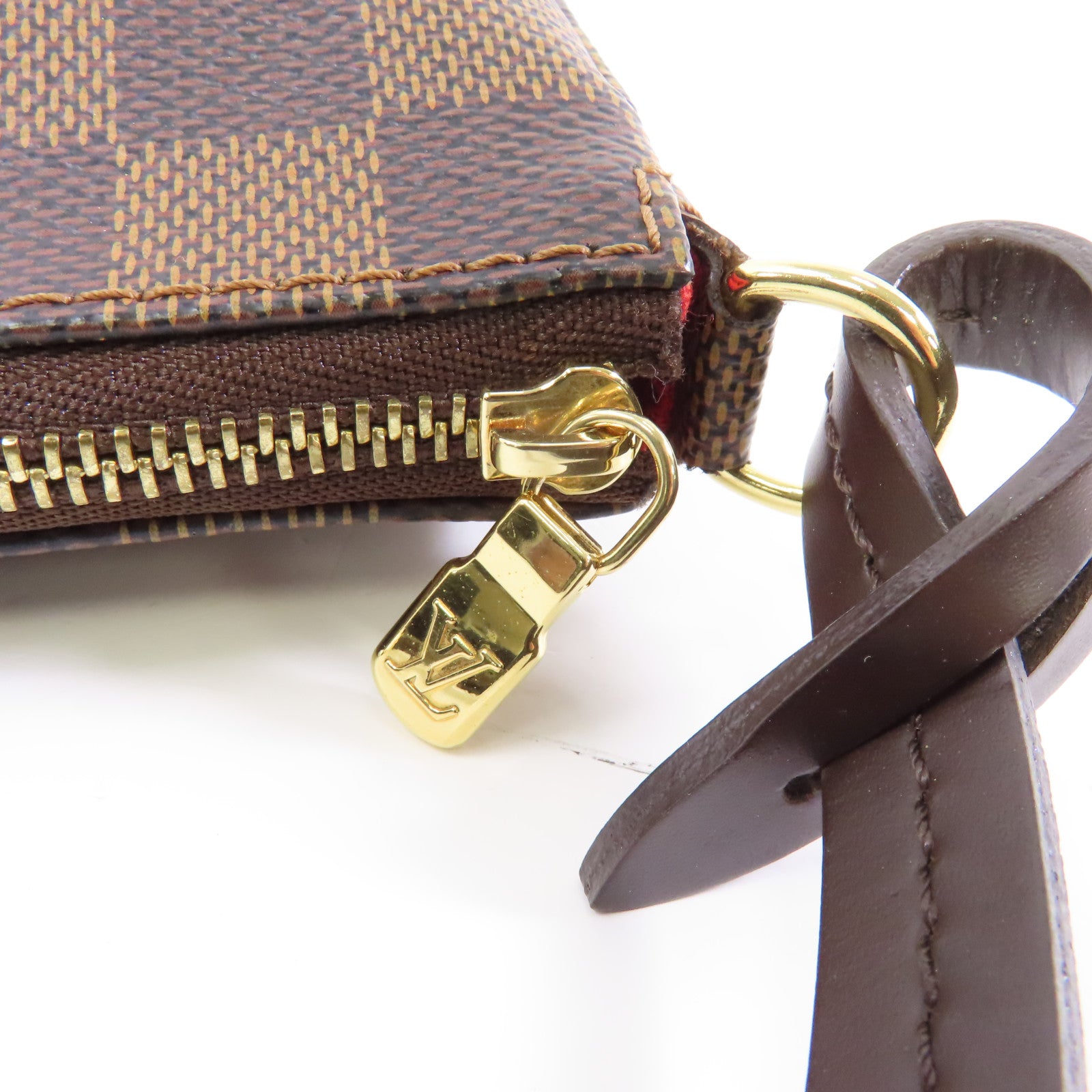 LOUIS VUITTON Damier Pochette Accessories金扣手挽袋啡色