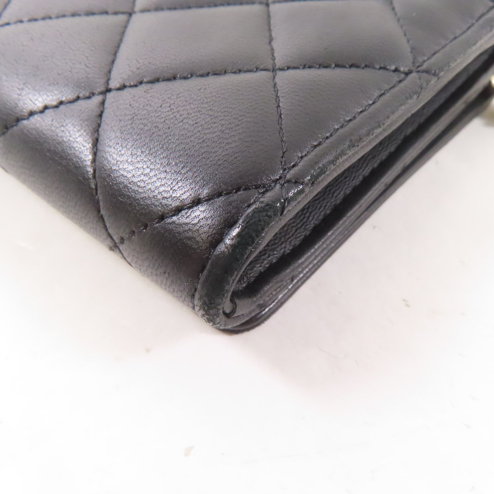 CHANEL 羊皮皮革Boy Wallet On Chain金扣鏈帶肩背袋黑色