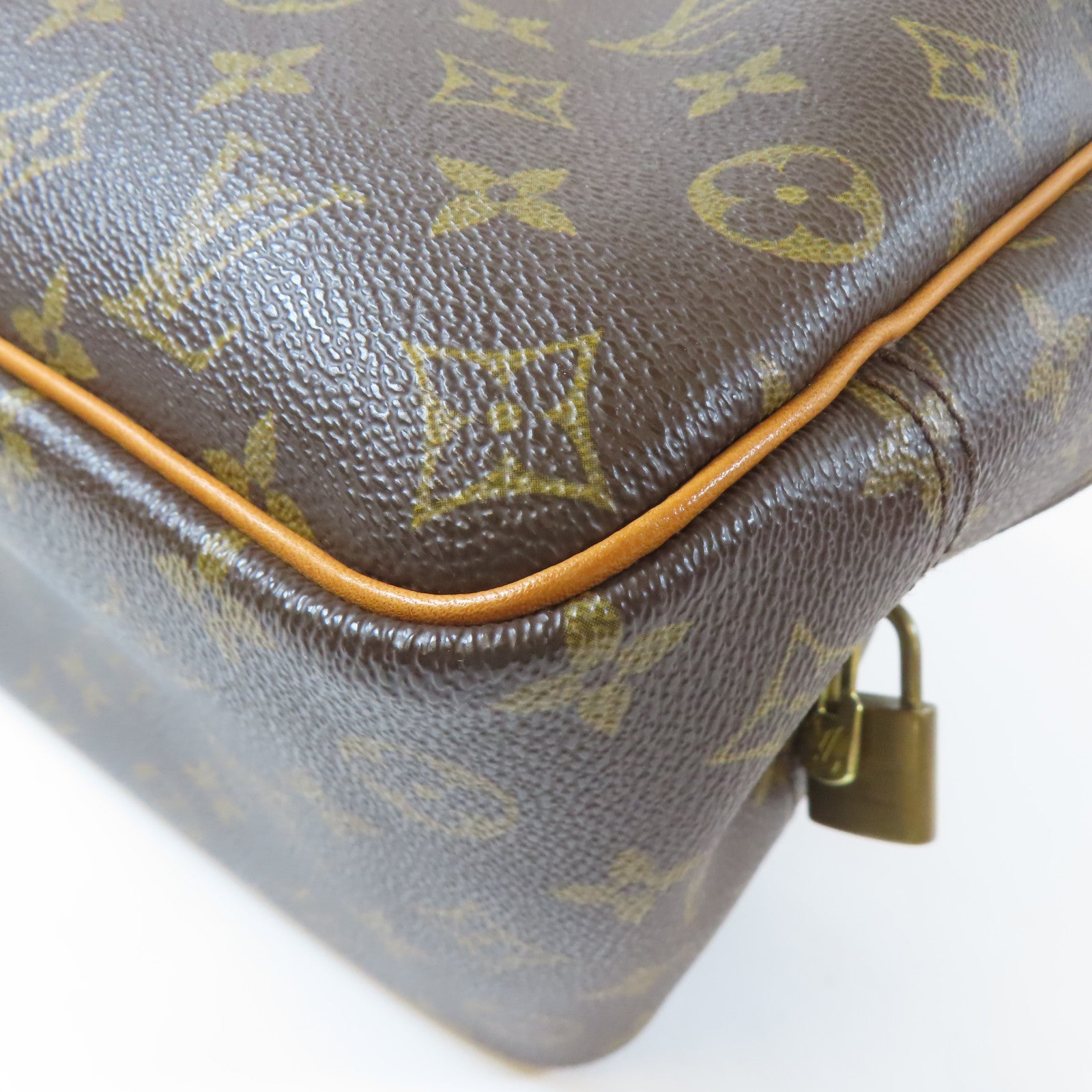 LOUIS VUITTON Monogram Trouville金扣手挽袋啡色