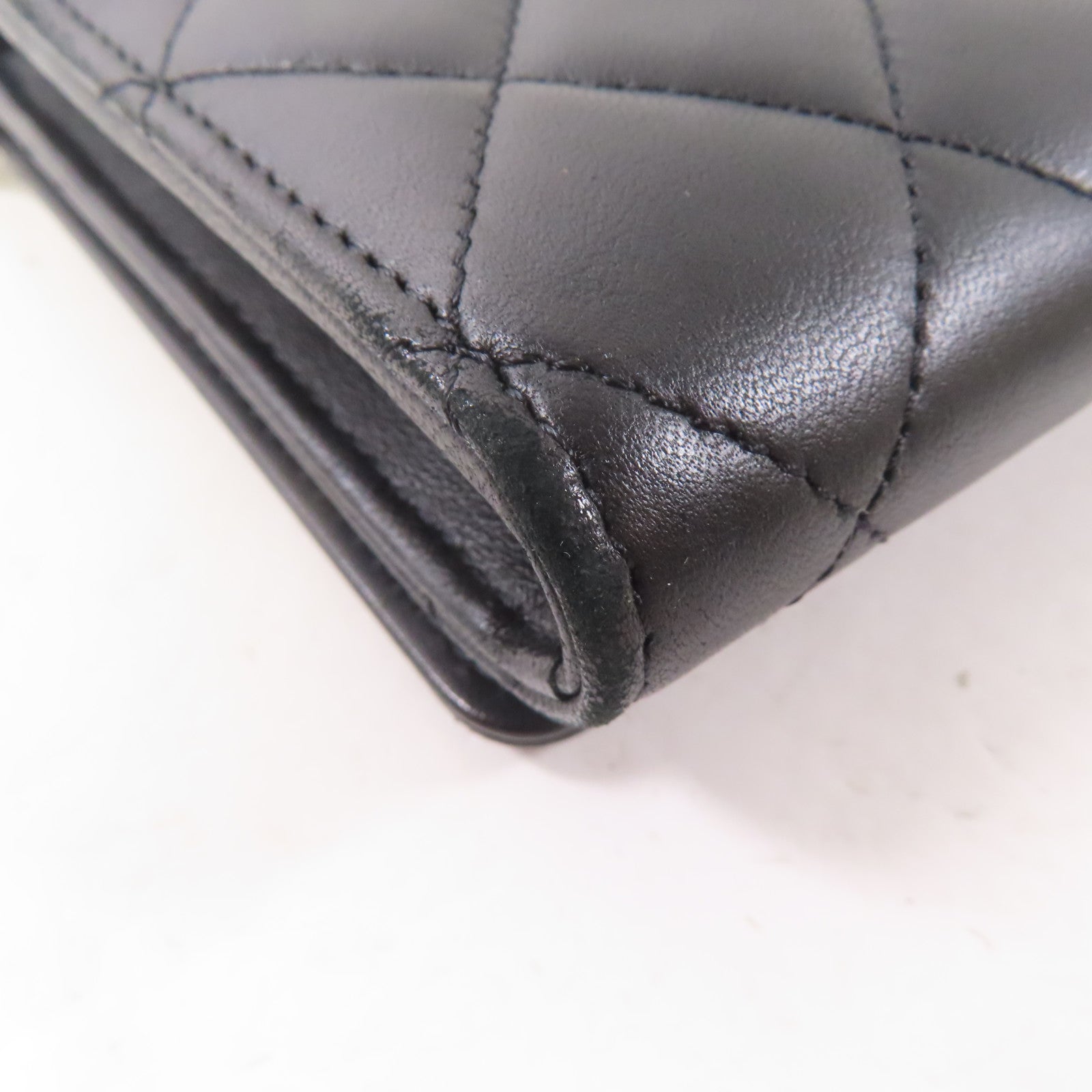CHANEL 羊皮皮革Boy Wallet On Chain金扣鏈帶肩背袋黑色