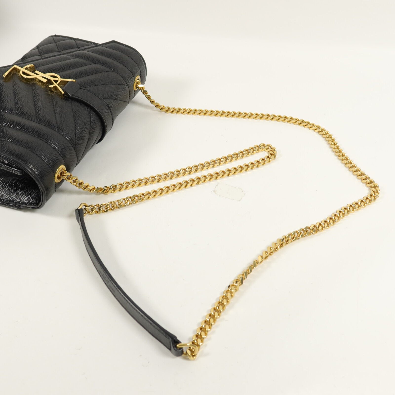 SAINT LAURENT 牛皮皮革Envelope鏈帶肩背袋