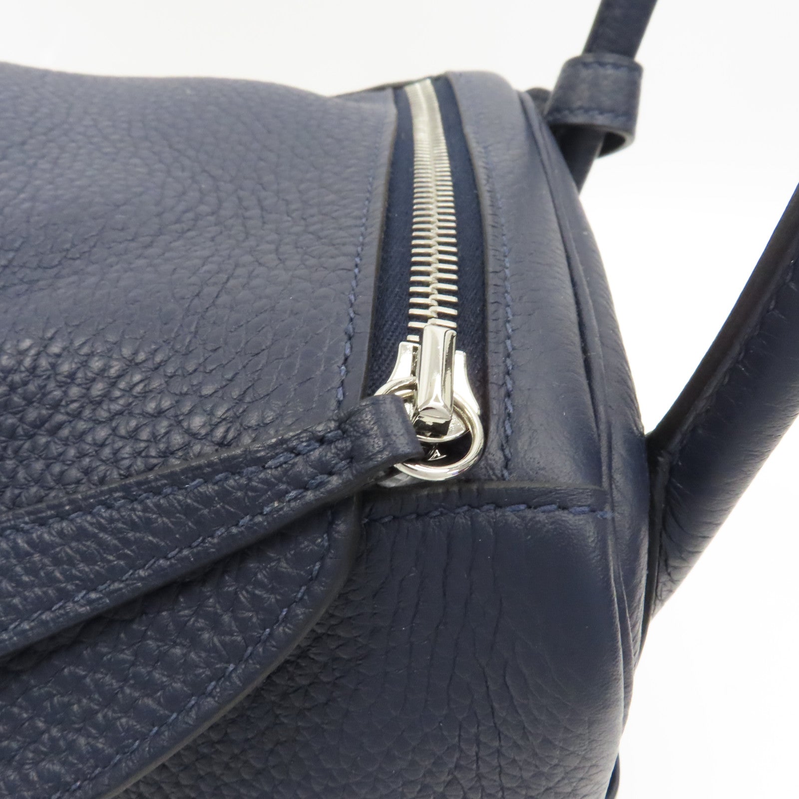 HERMES Clemence皮革Lindy 30銀扣手挽肩背兩用袋Bleu Nuit/深藍色