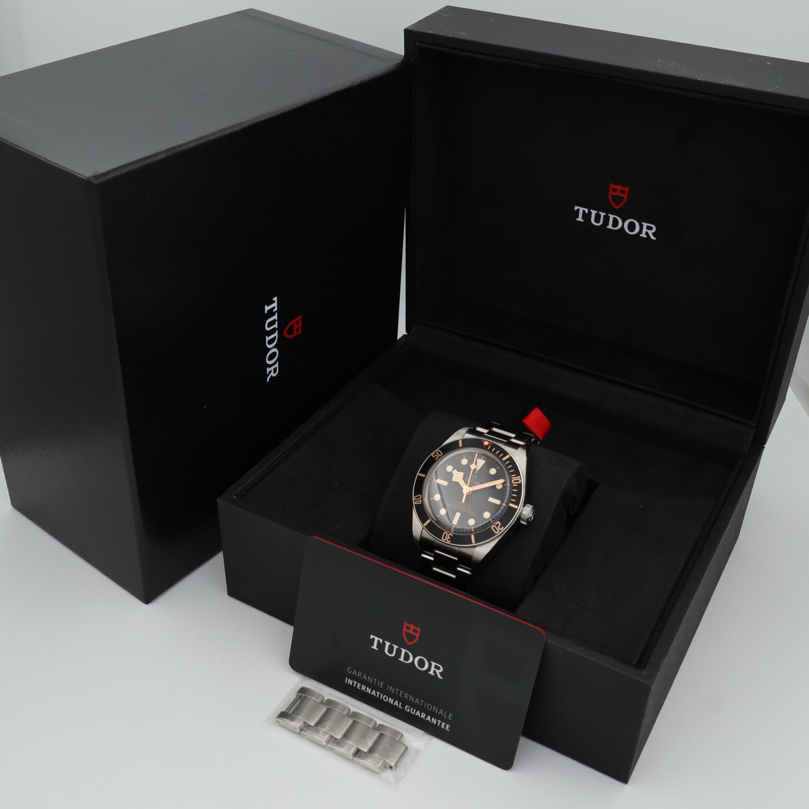 TUDOR Black Way 58 79030N