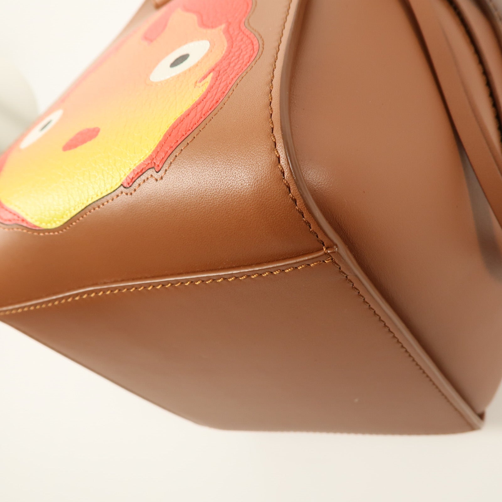 LOEWE 牛皮皮革Howl's Moving Castle Hammock手挽肩背兩用袋