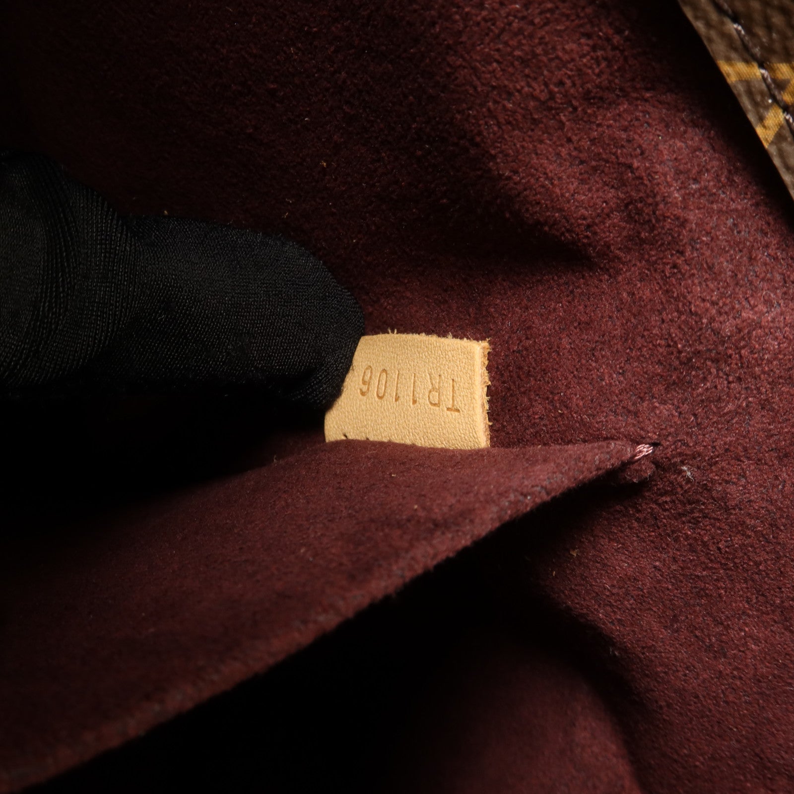 LOUIS VUITTON Monogram Montaigne MM金扣手挽肩背兩用袋