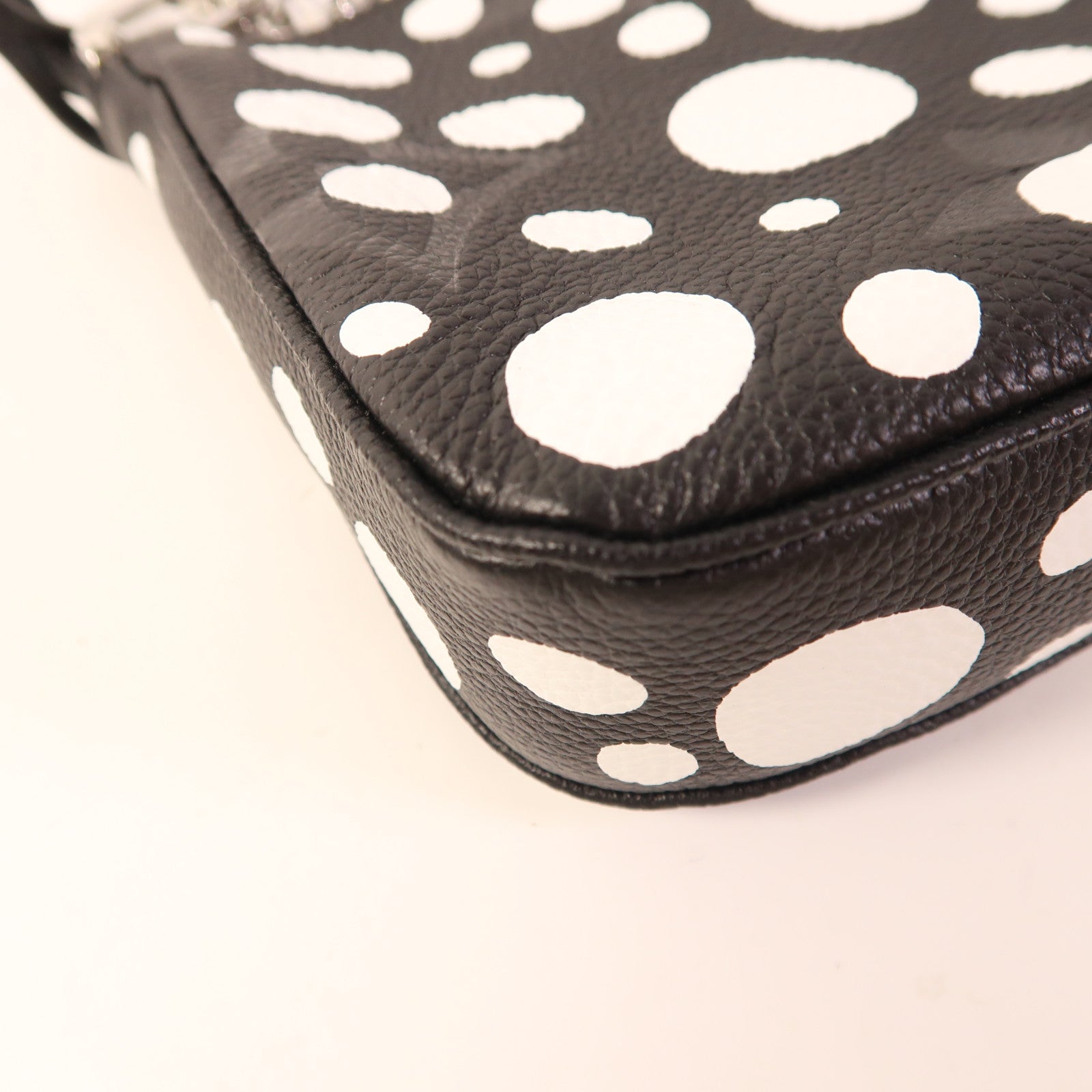 LOUIS VUITTON LV X YK Multi Pochette Accessoires Bag M46410 Monogram Empreinte