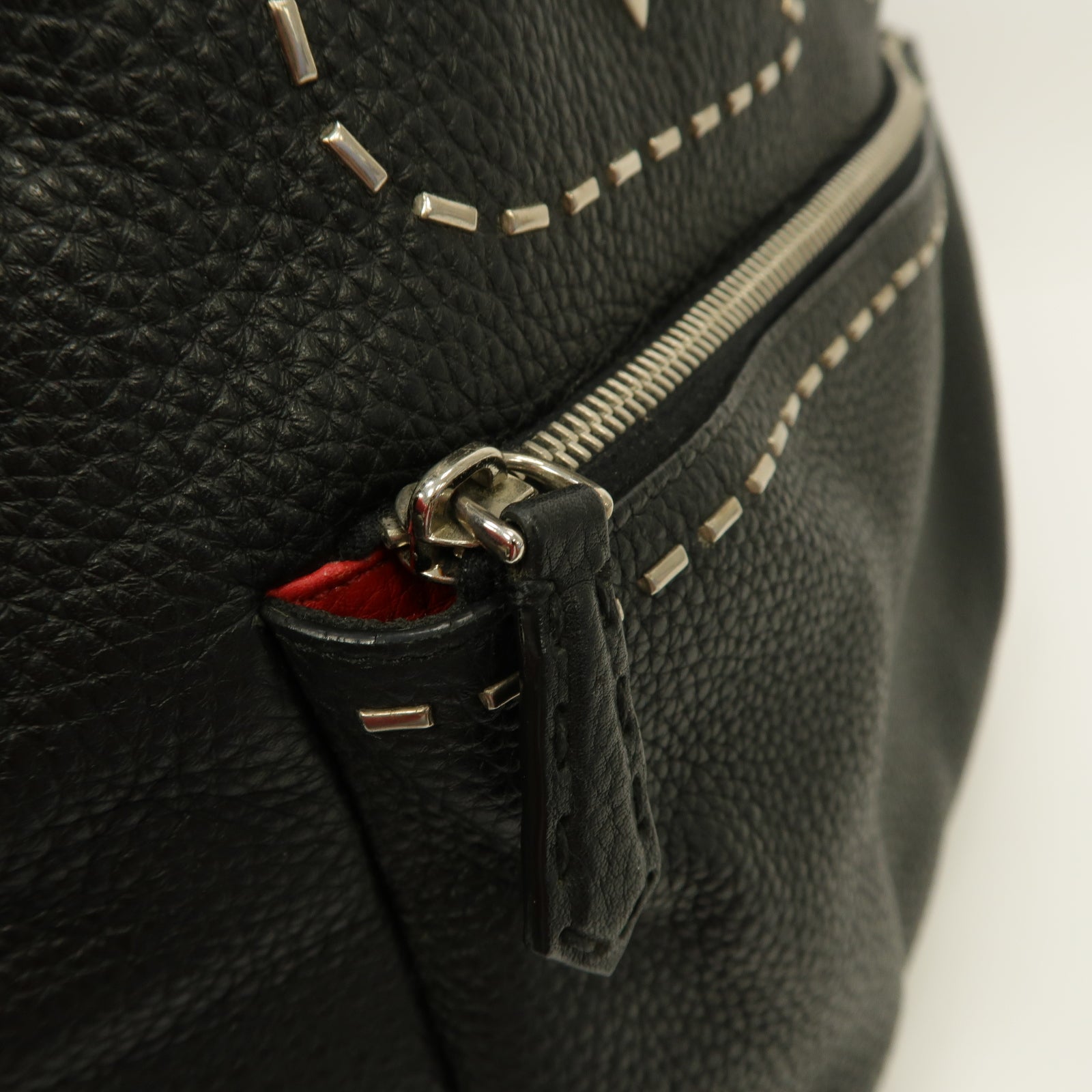 FENDI 牛皮皮革Backpack銀扣背包黑色