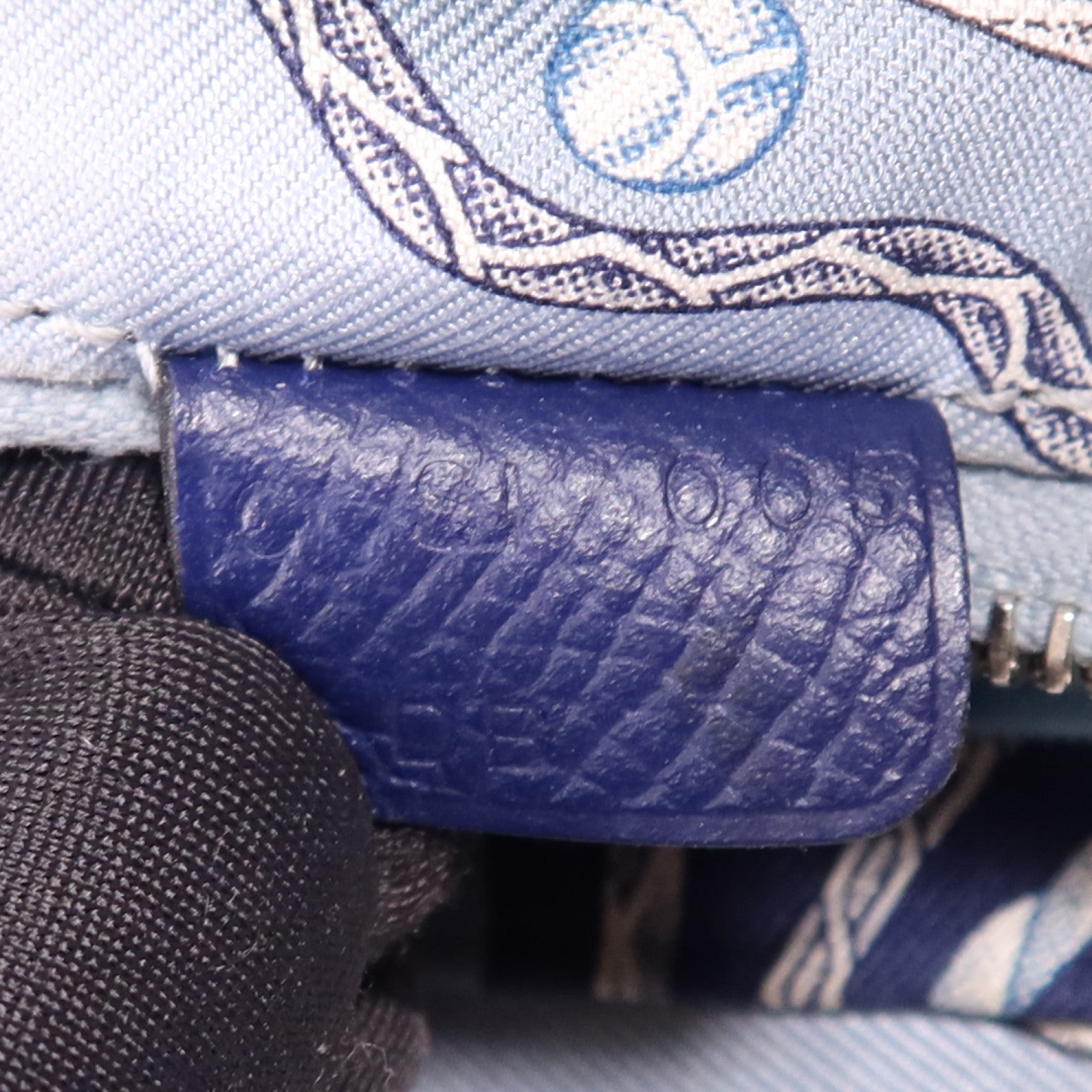 HERMES Clemence皮革Silk In Long Wallet銀扣長錢包