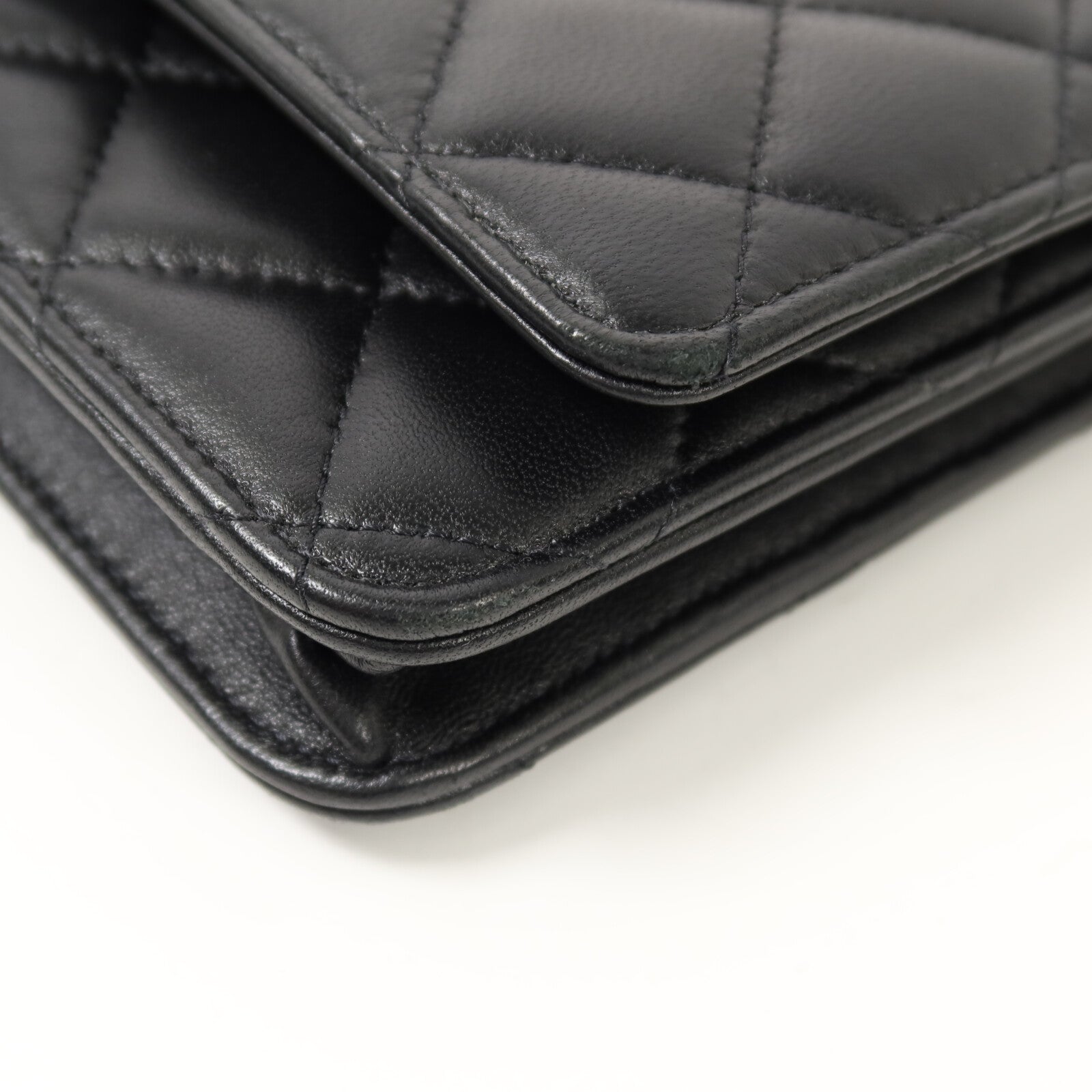 CHANEL 羊皮皮革WOC Wallet On Chain金扣鏈帶肩背袋