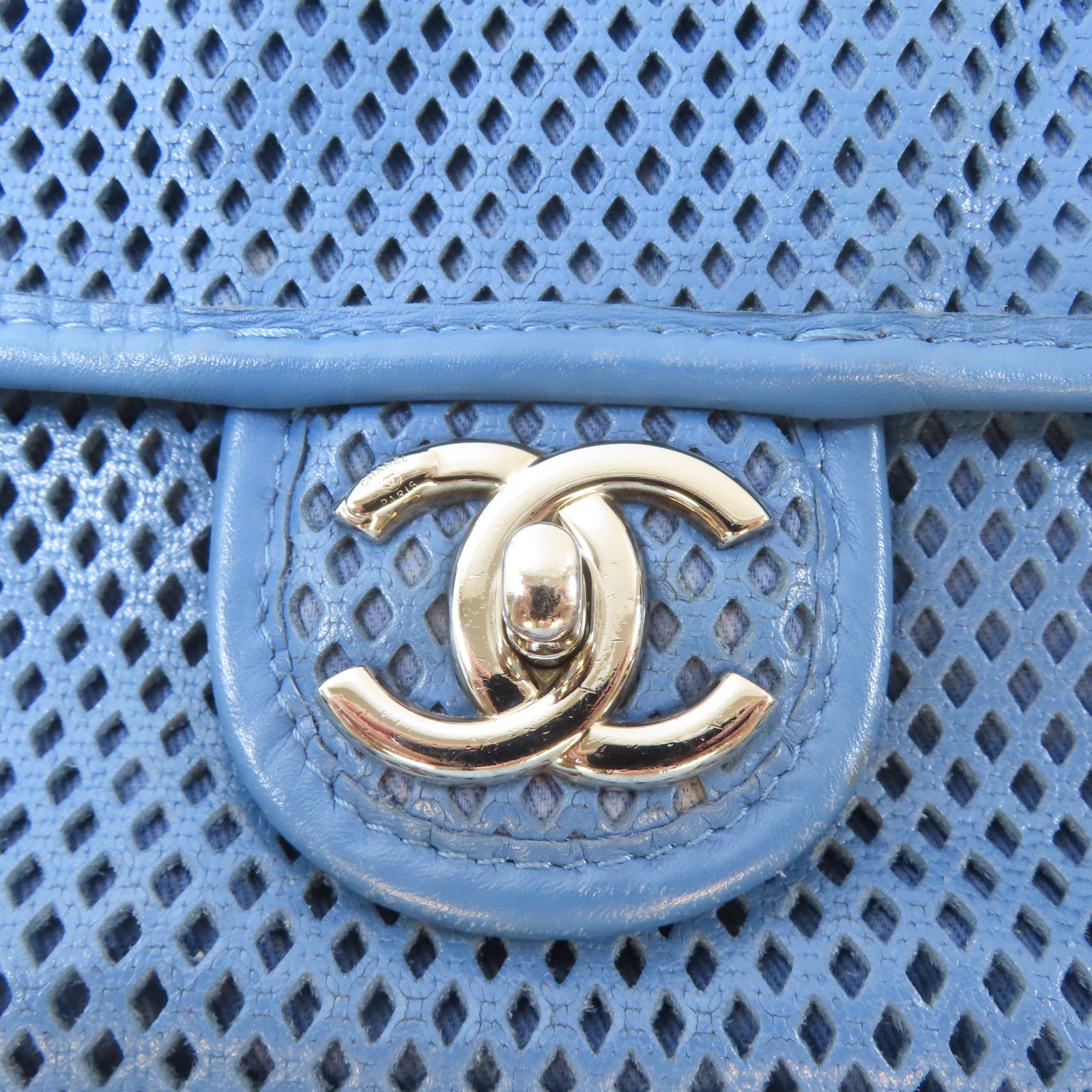 CHANEL 【激減優惠】牛皮皮革Chain Shoulder銀扣鏈帶肩背袋藍色