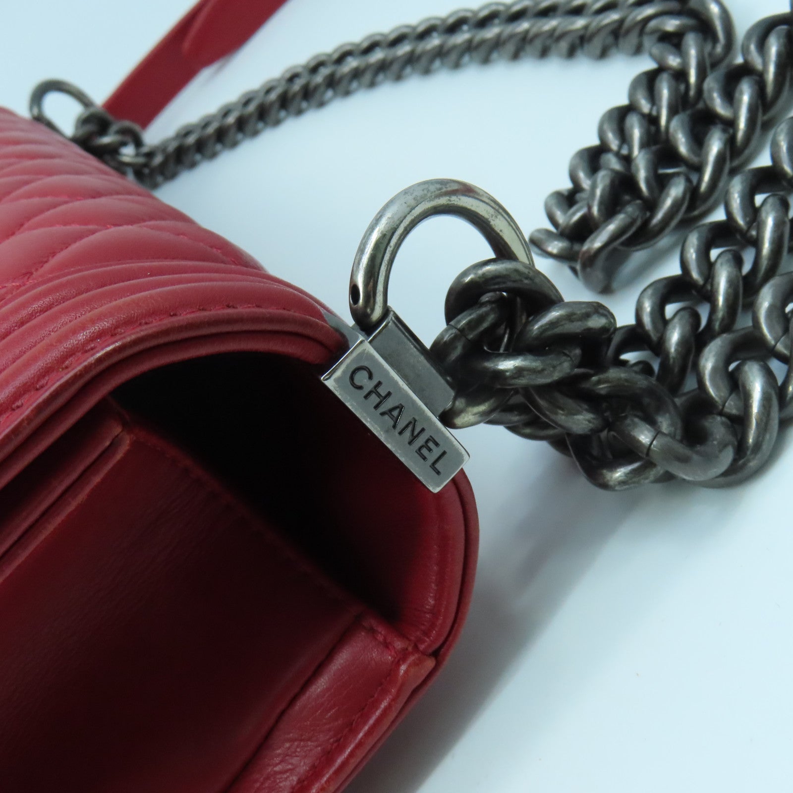 CHANEL Diamond Sheepskin Leather Boy Chanel 28cm Silver Buckle Chain Shoulder Bag Red