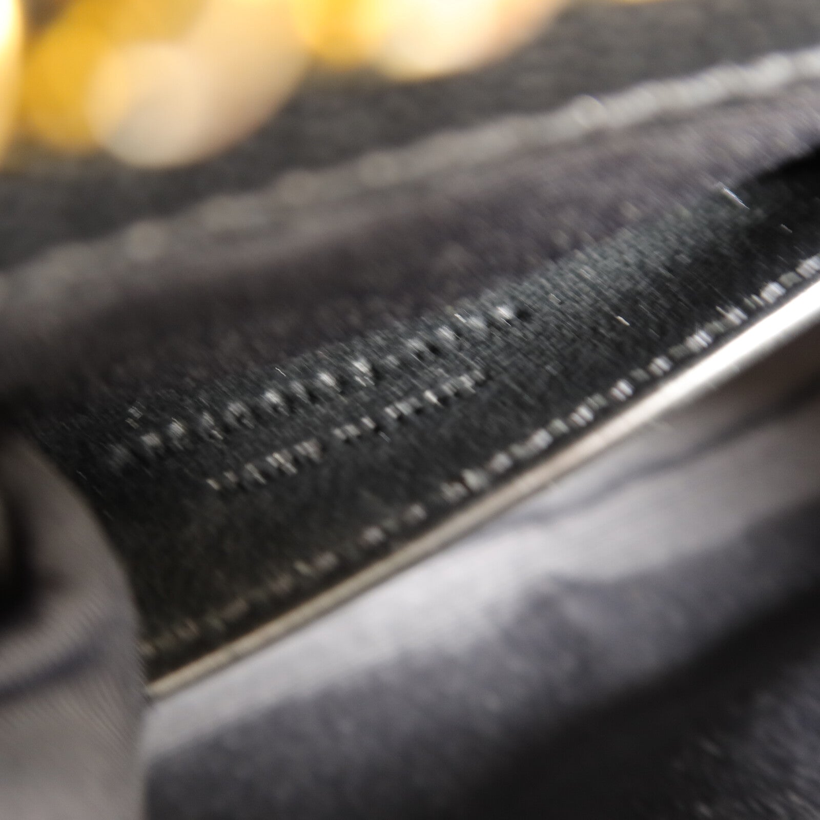 SAINT LAURENT 牛皮皮革Envelope鏈帶肩背袋