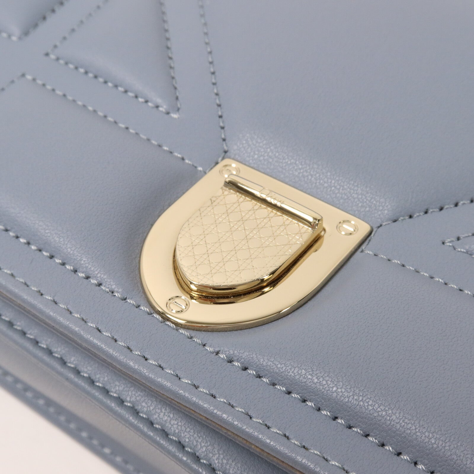 Dior 羊皮皮革Diorama Wallet On Chain鏈帶肩背袋