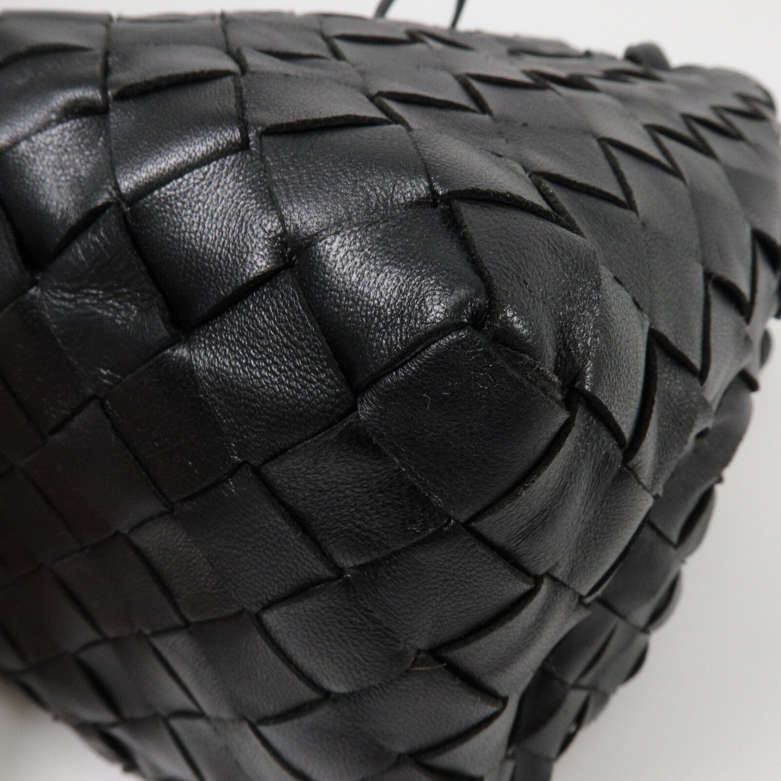 BOTTEGA VENETA 羊皮皮革Intrecciato Small Drawstring Bucket肩背袋
