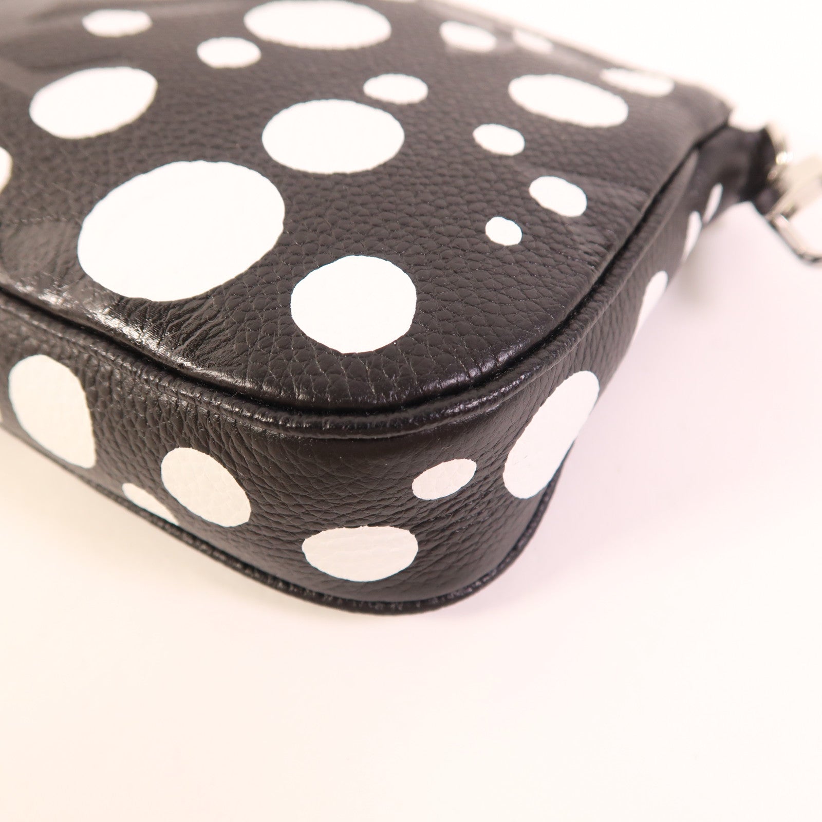 LOUIS VUITTON LV X YK Multi Pochette Accessoires Bag M46410 Monogram Empreinte