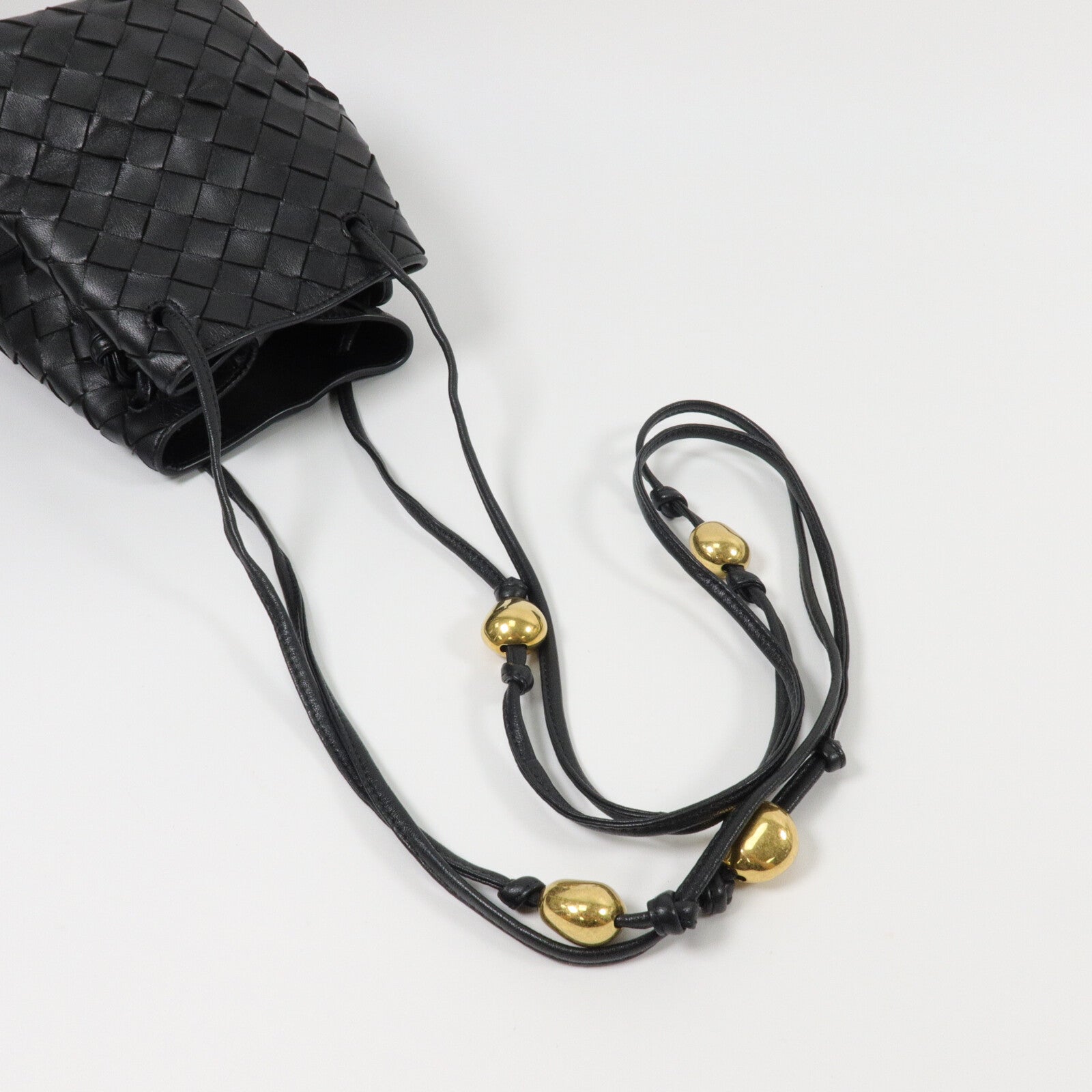 BOTTEGA VENETA 羊皮皮革Intrecciato Small Drawstring Bucket肩背袋