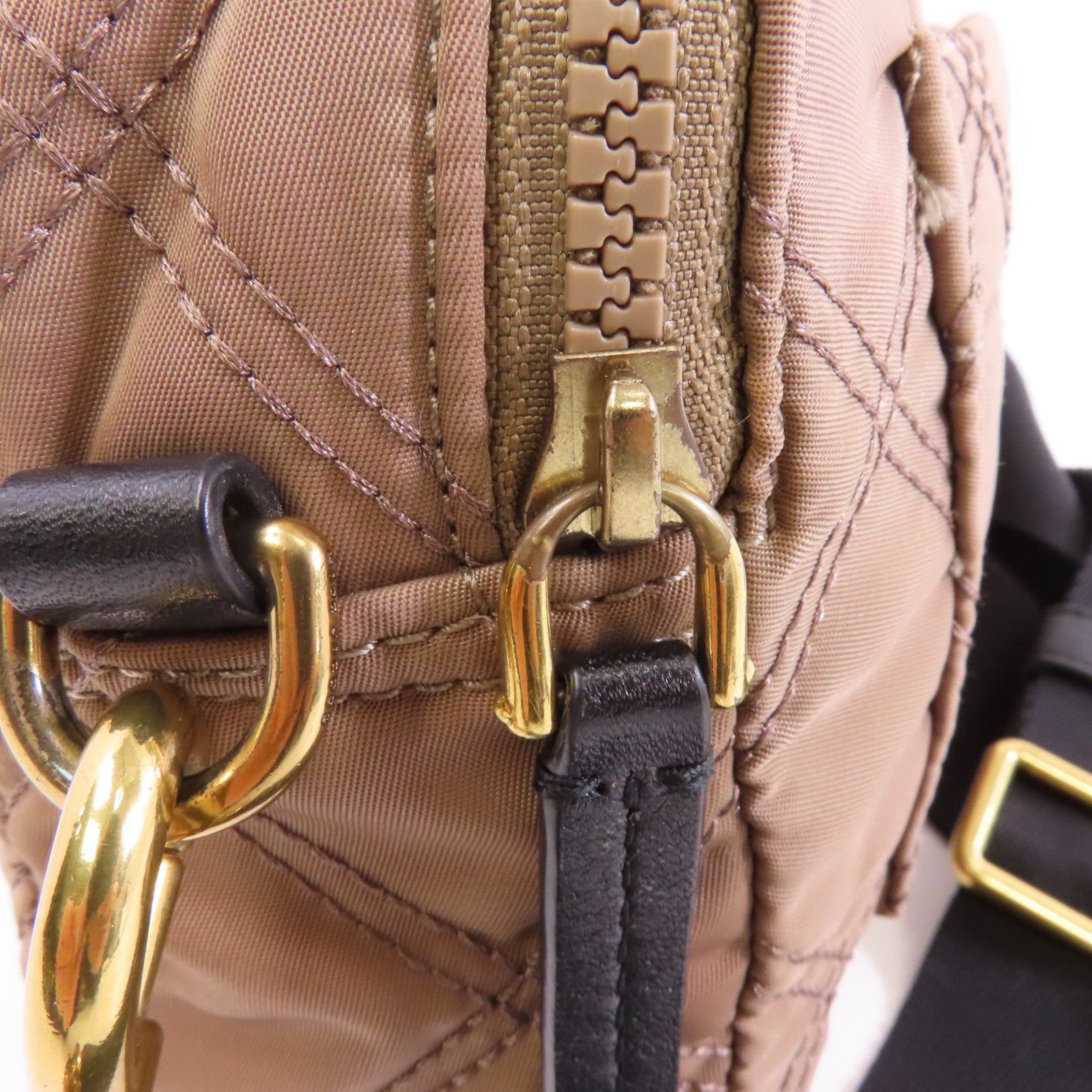 MARC JACOBS 尼龍Shoulder Bag金扣肩背袋啡色