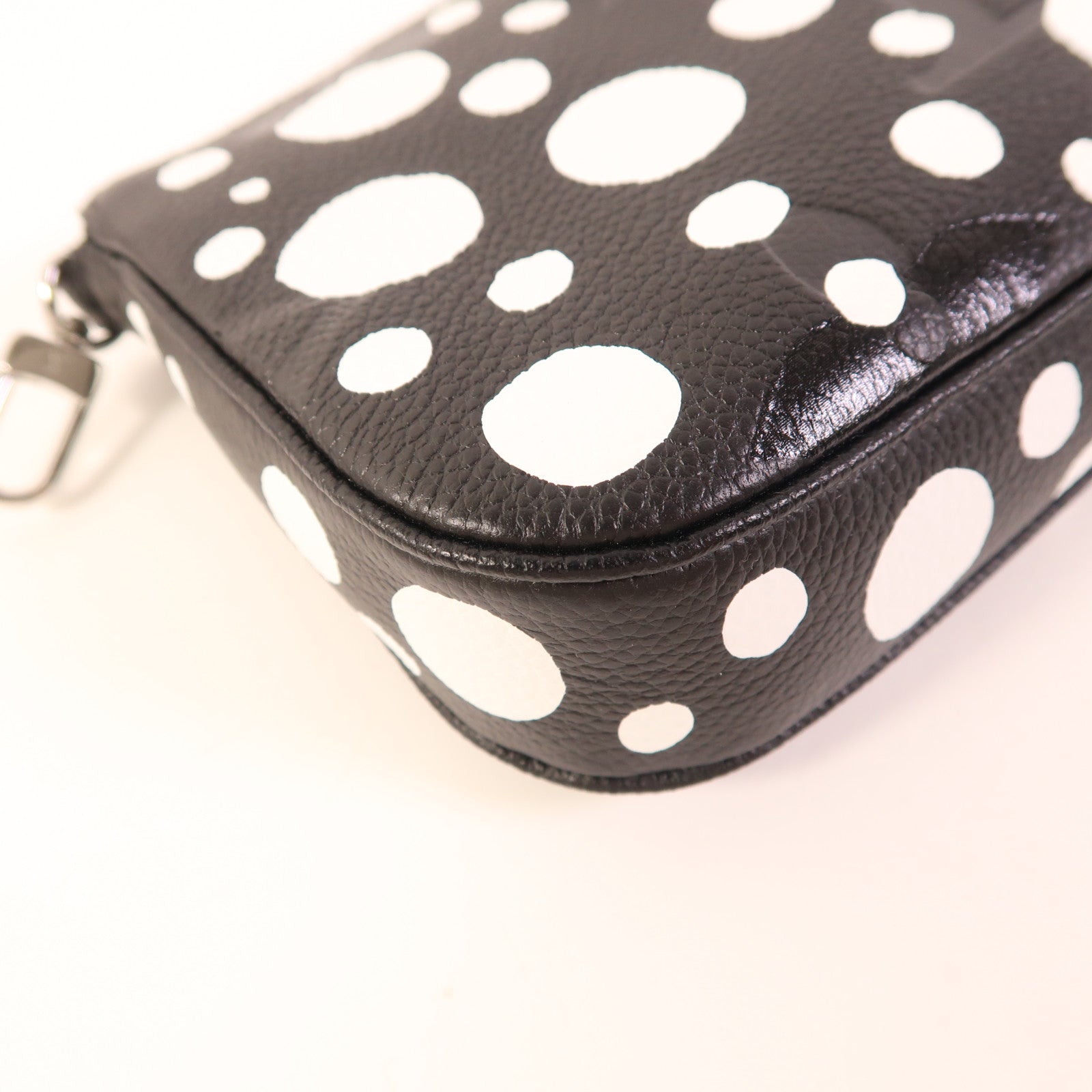 LOUIS VUITTON LV X YK Multi Pochette Accessoires Bag M46410 Monogram Empreinte