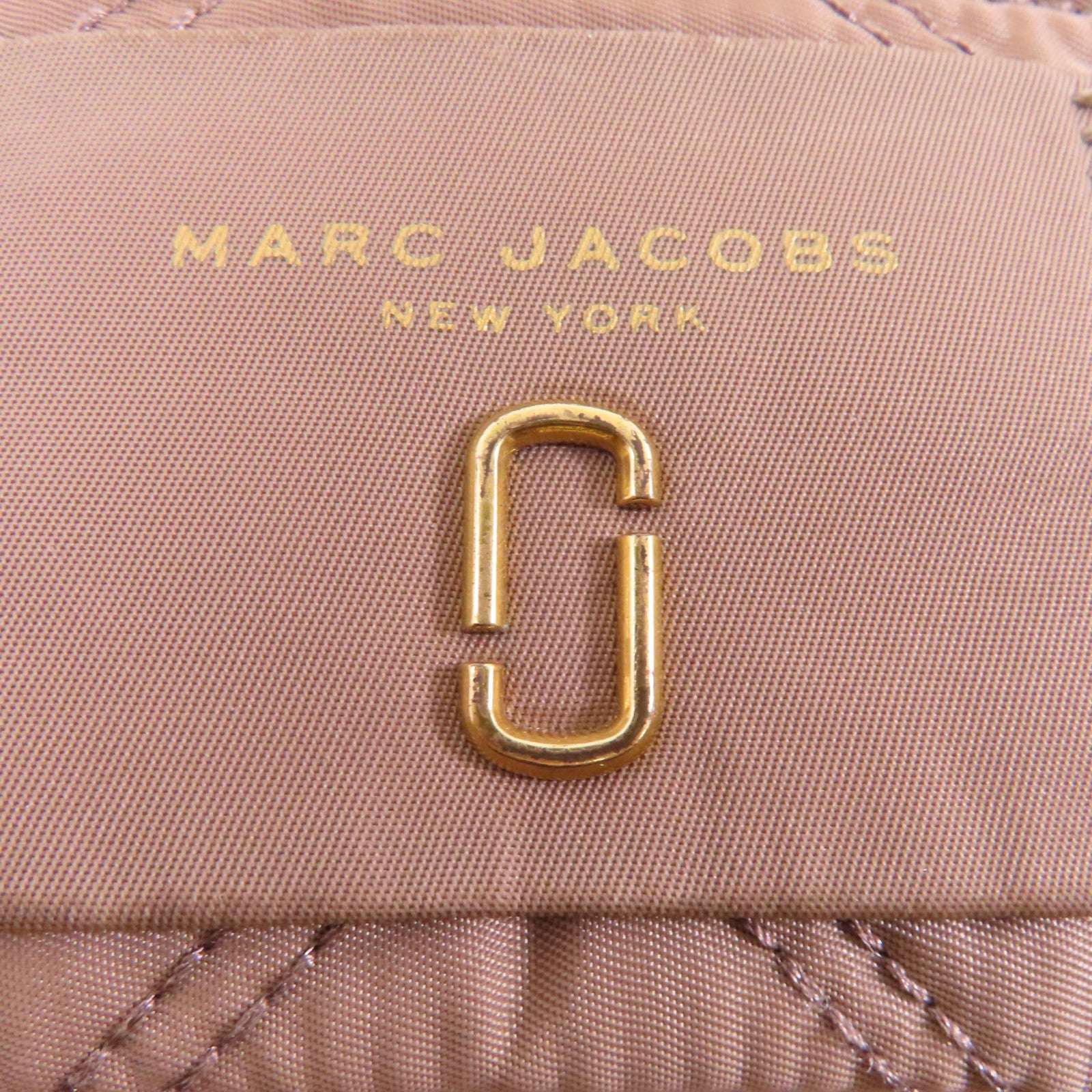 MARC JACOBS 尼龍Shoulder Bag金扣肩背袋啡色