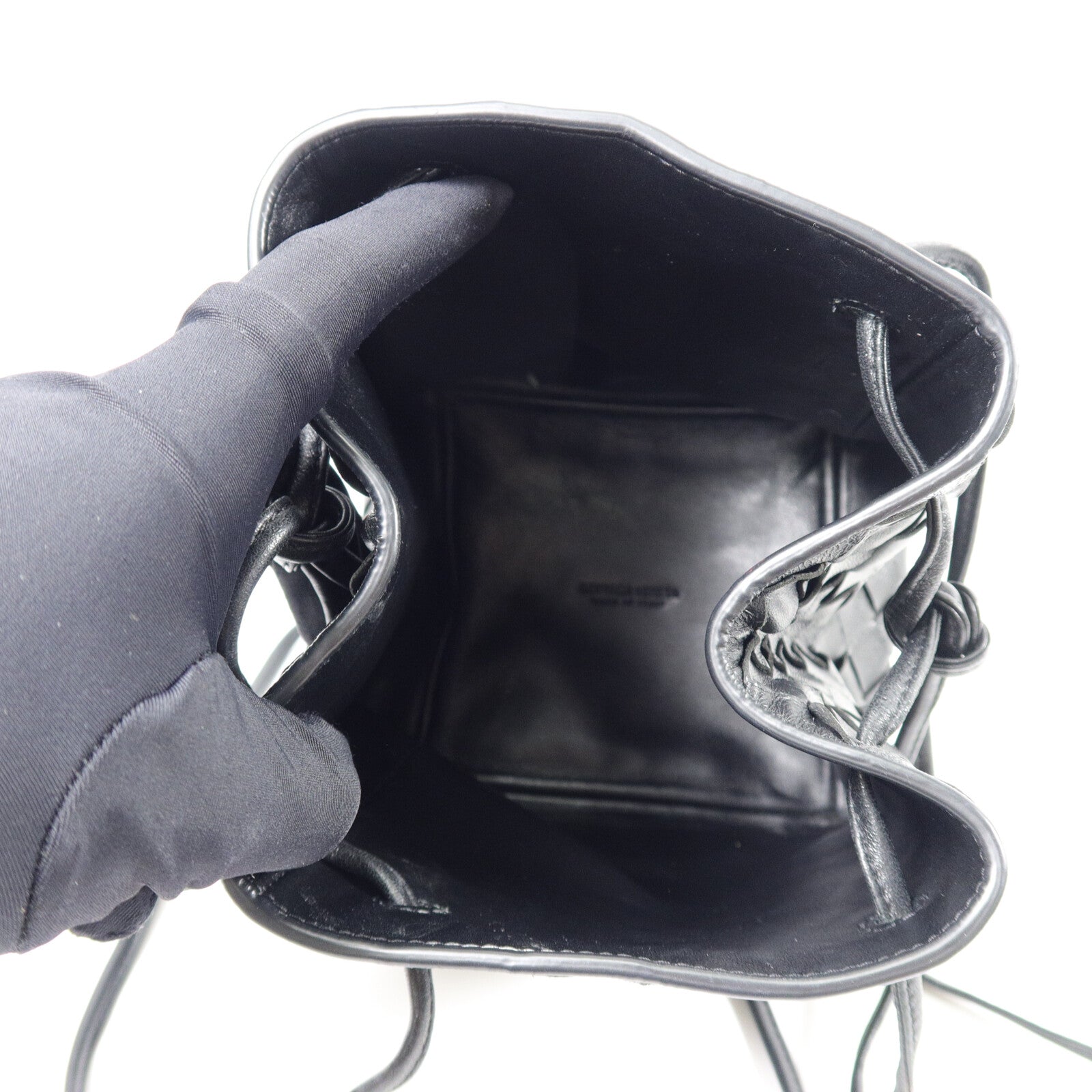 BOTTEGA VENETA 羊皮皮革Intrecciato Small Drawstring Bucket肩背袋