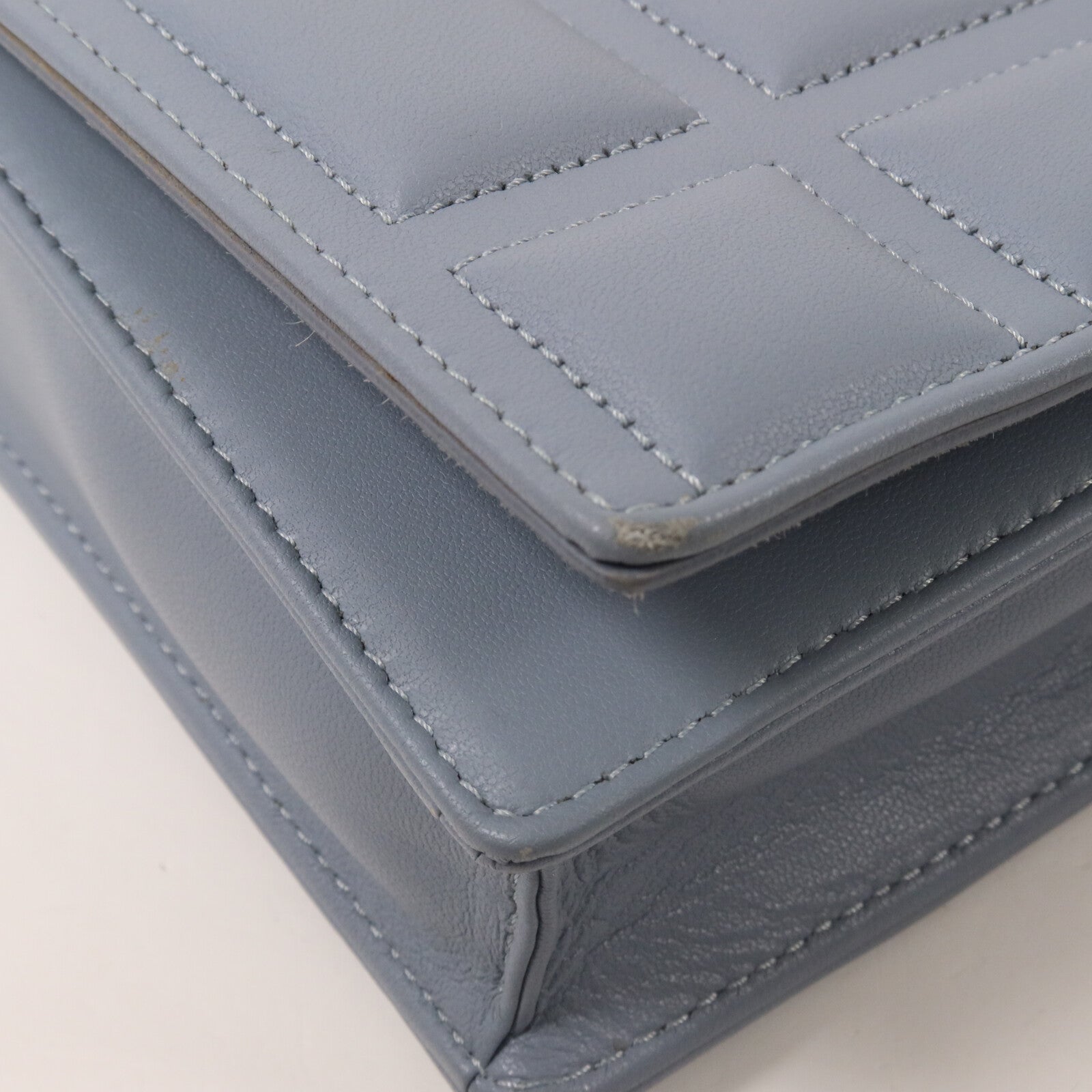 Dior 羊皮皮革Diorama Wallet On Chain鏈帶肩背袋