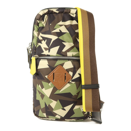 FENDI 尼龍Shoulder Bag銀扣肩背袋