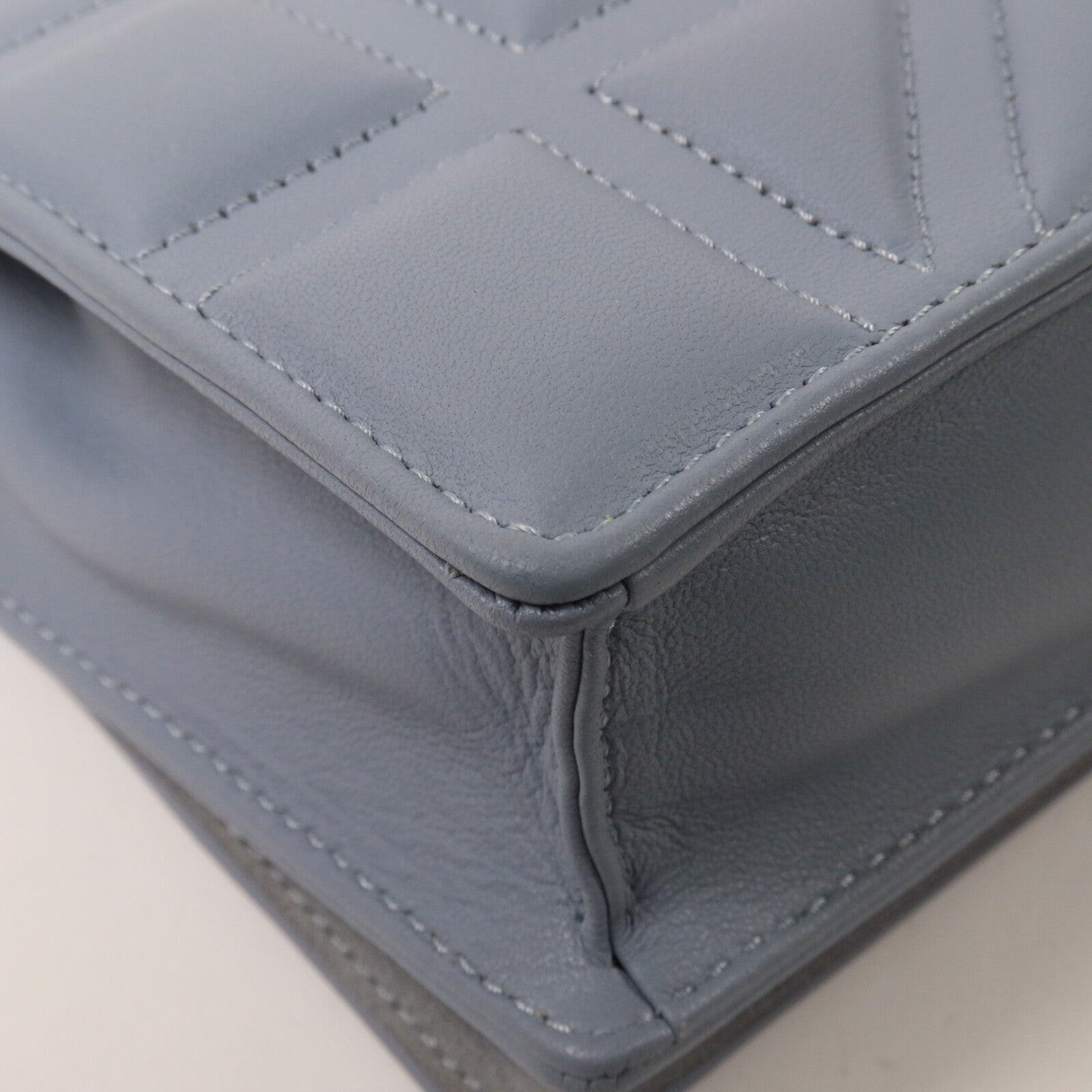 Dior 羊皮皮革Diorama Wallet On Chain鏈帶肩背袋